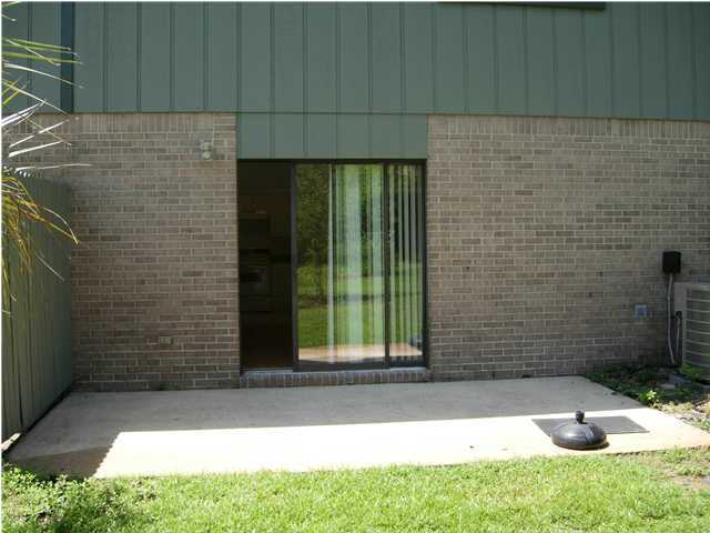 ROCKY BAYOU T/H - Residential Lease