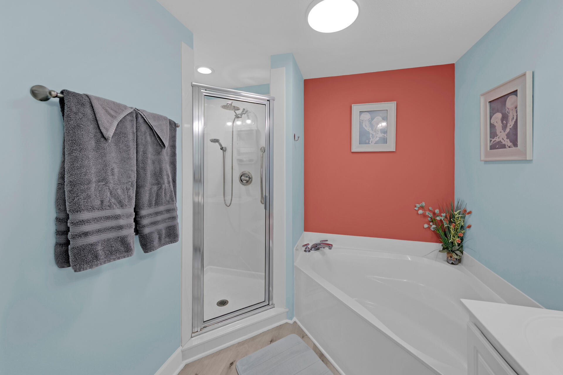 Sunrise Beach Condo - Residential