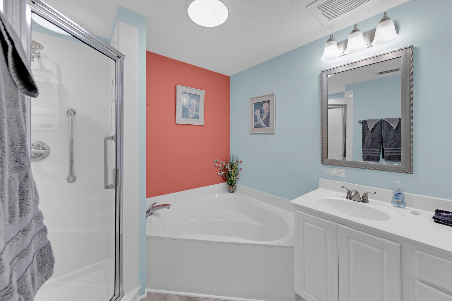 Sunrise Beach Condo - Residential