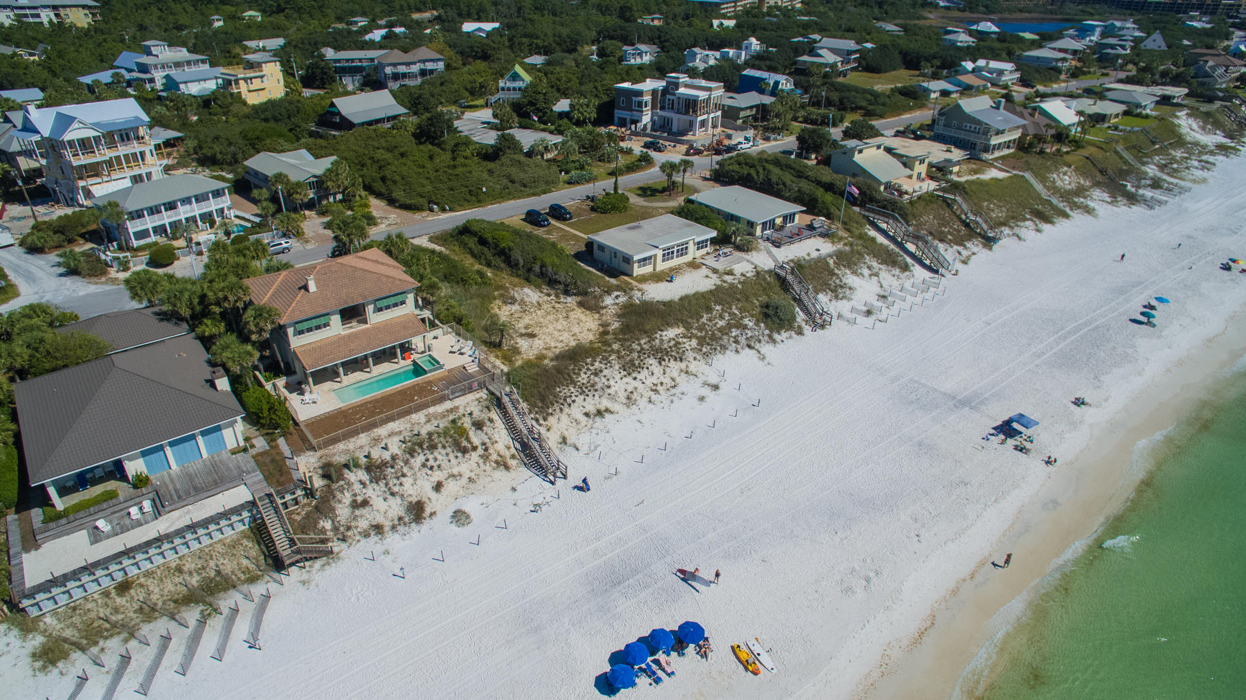 BLUE MOUNTAIN BEACH - Land