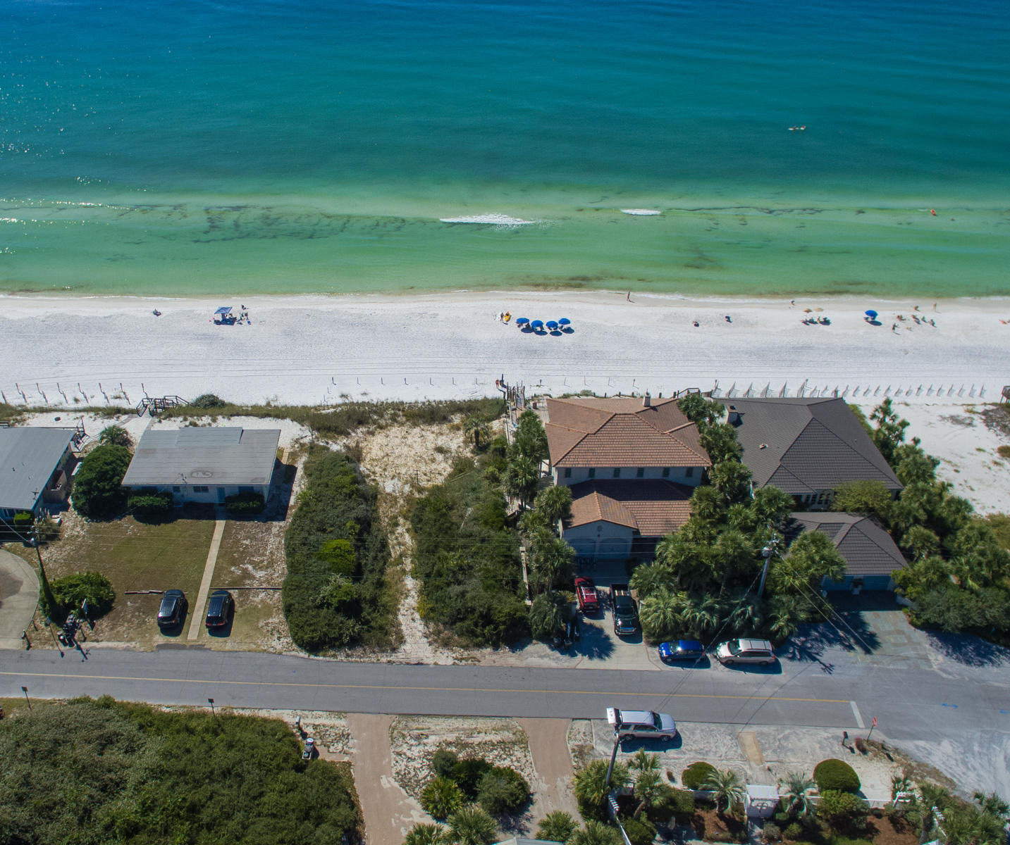 BLUE MOUNTAIN BEACH - Land