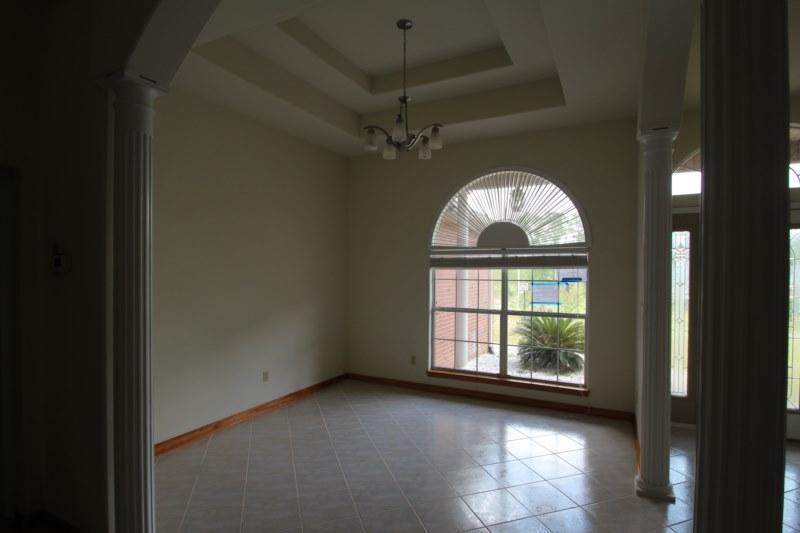 COUNTRY CLUB ESTATES PH 2 - Residential