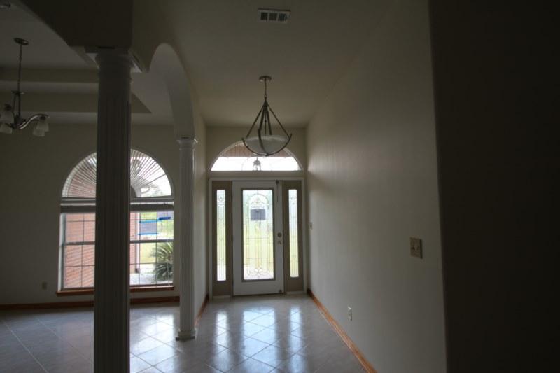 COUNTRY CLUB ESTATES PH 2 - Residential