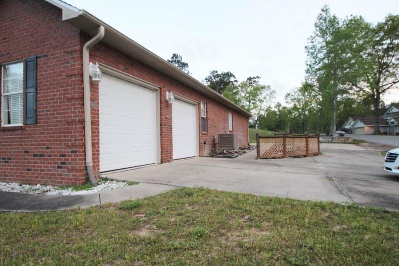 COUNTRY CLUB ESTATES PH 2 - Residential