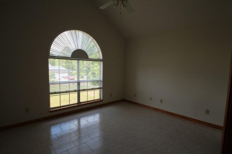 COUNTRY CLUB ESTATES PH 2 - Residential