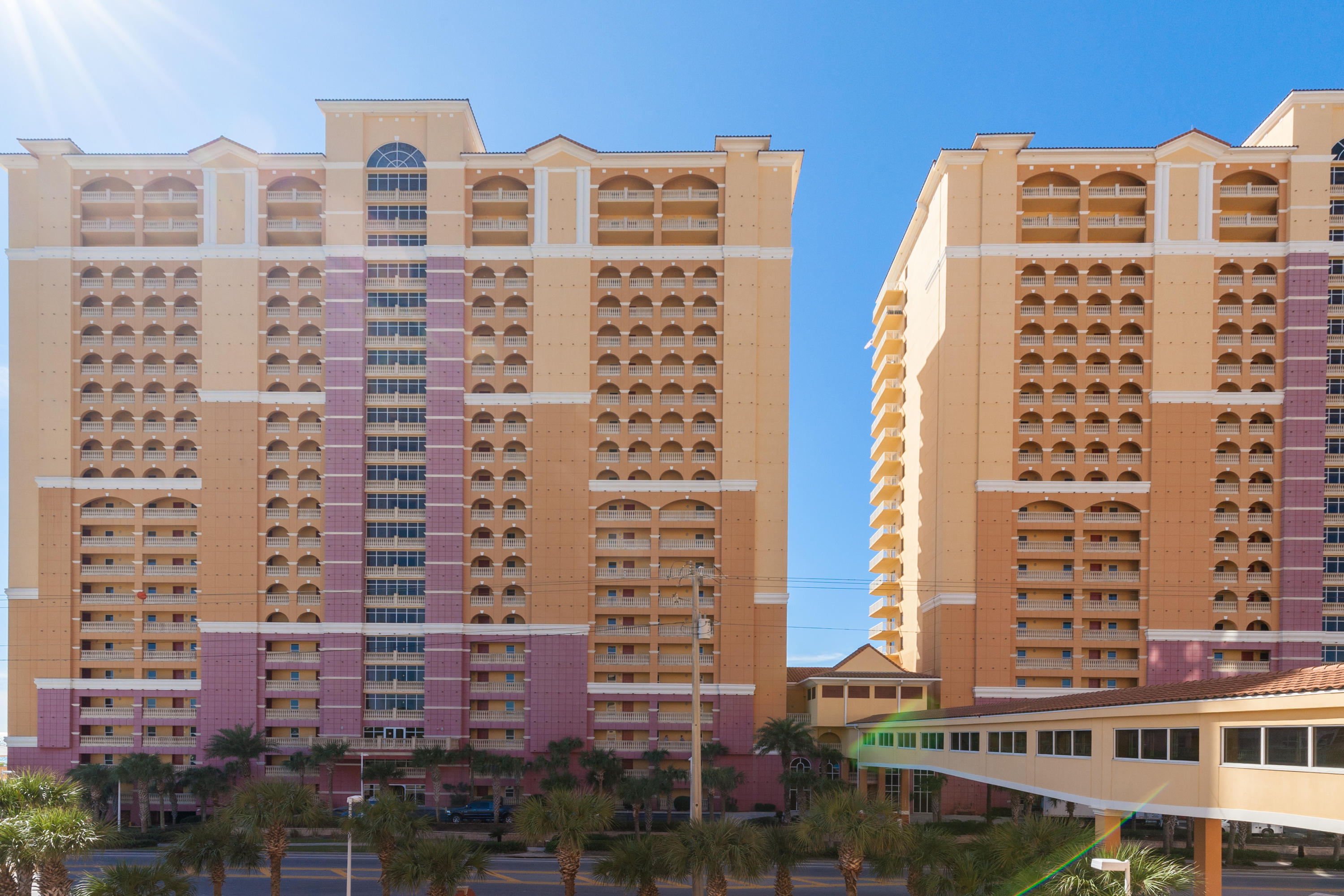 CALYPSO RESORT & TOWERS - Residential