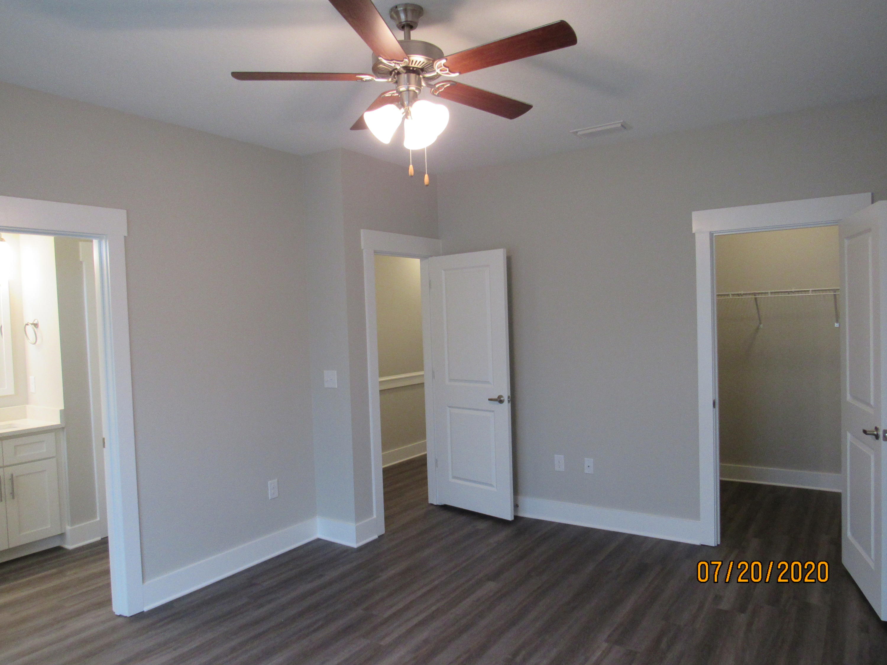 VERANDAS AT FREEPORT - Residential Lease