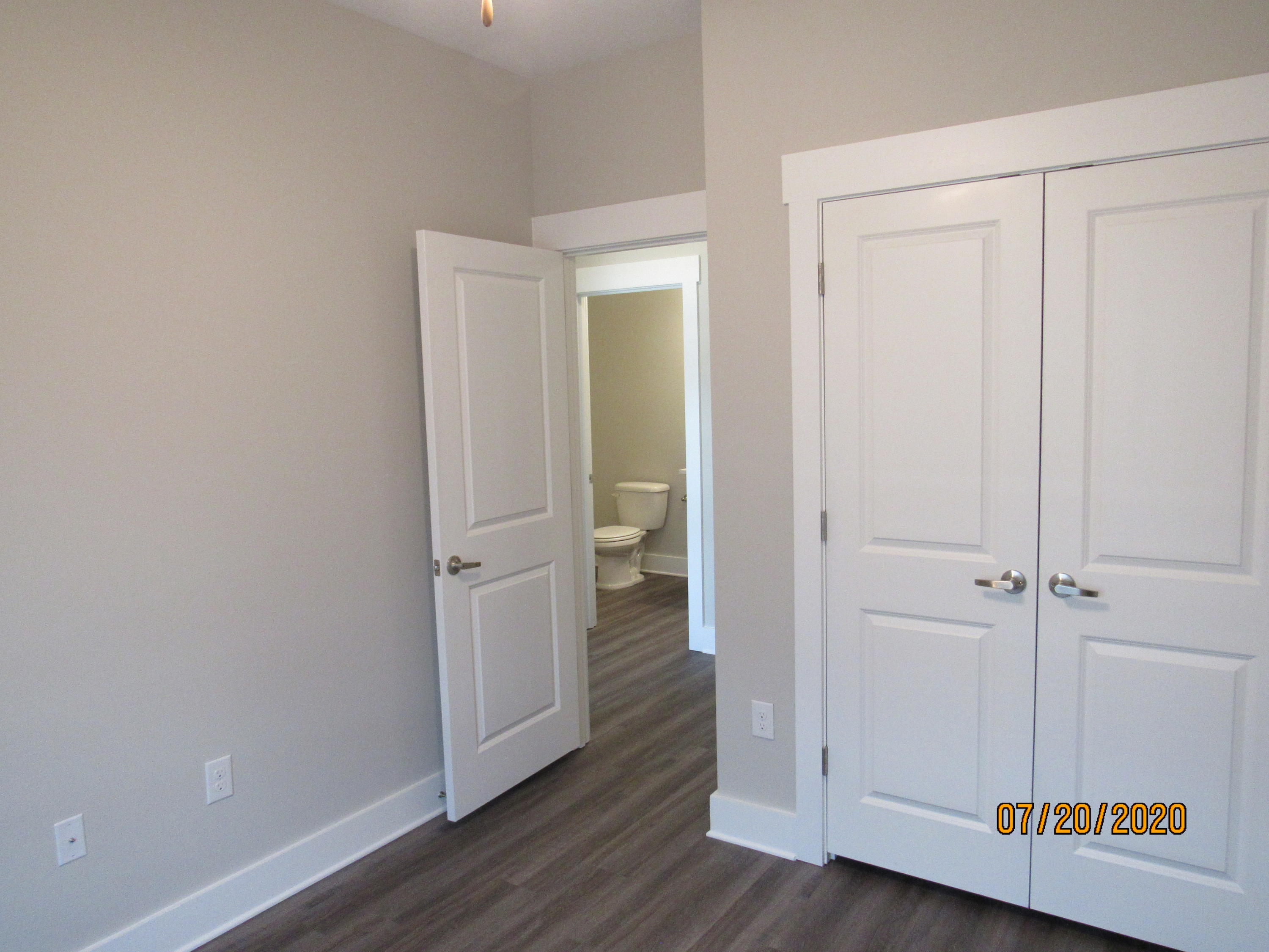 VERANDAS AT FREEPORT - Residential Lease