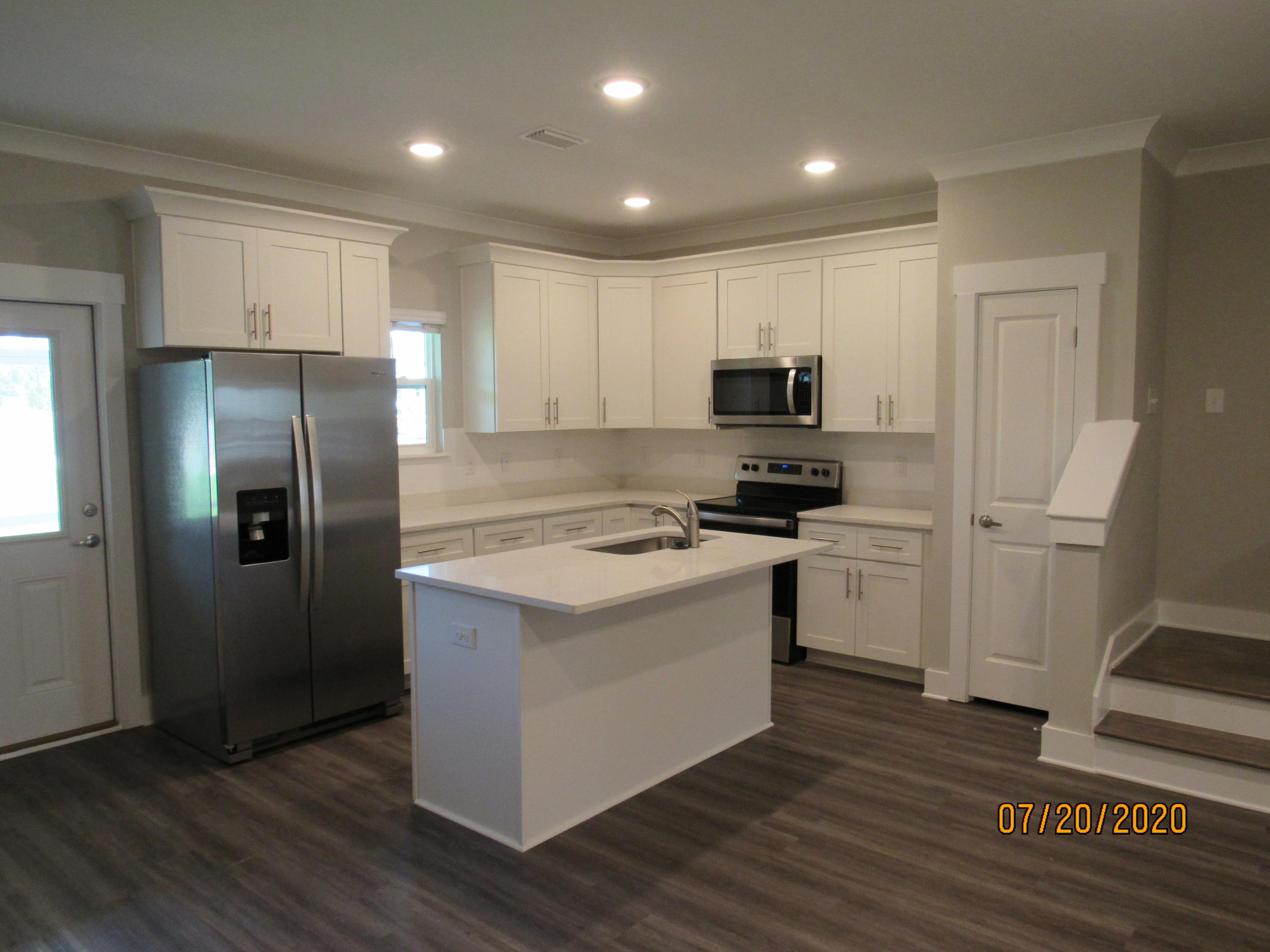 VERANDAS AT FREEPORT - Residential Lease