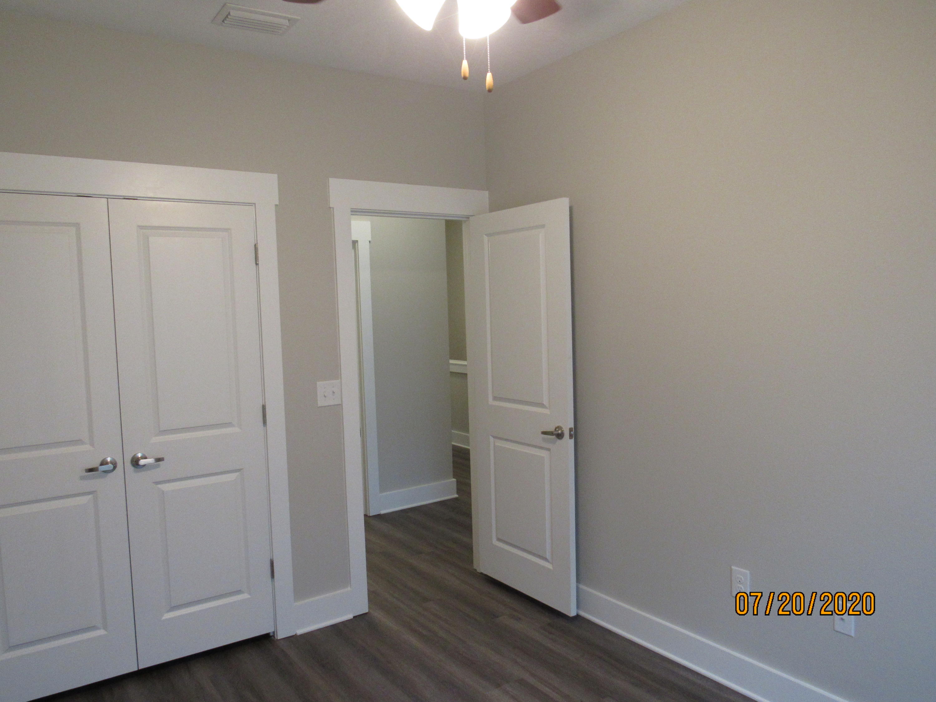 VERANDAS AT FREEPORT - Residential Lease