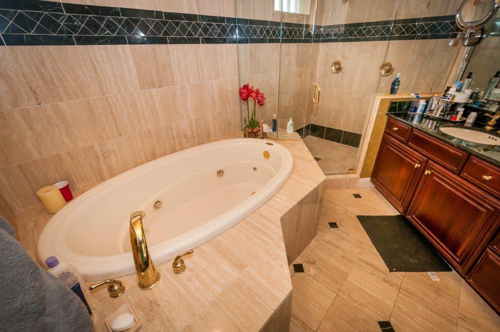 GRAND HARBOR - Residential Lease