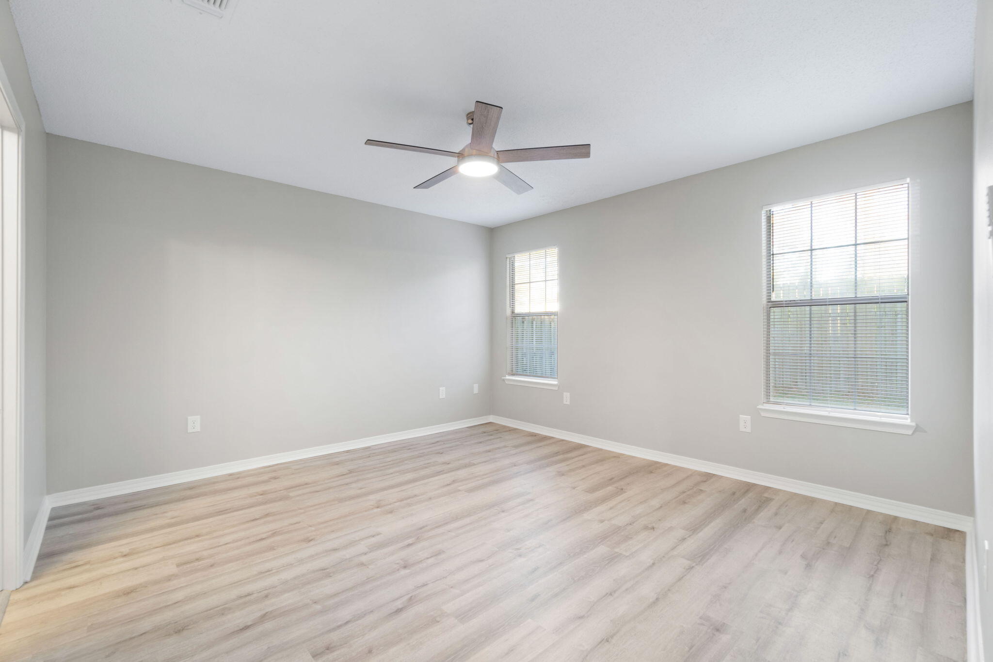 BROOKWOOD ESTATES - Residential