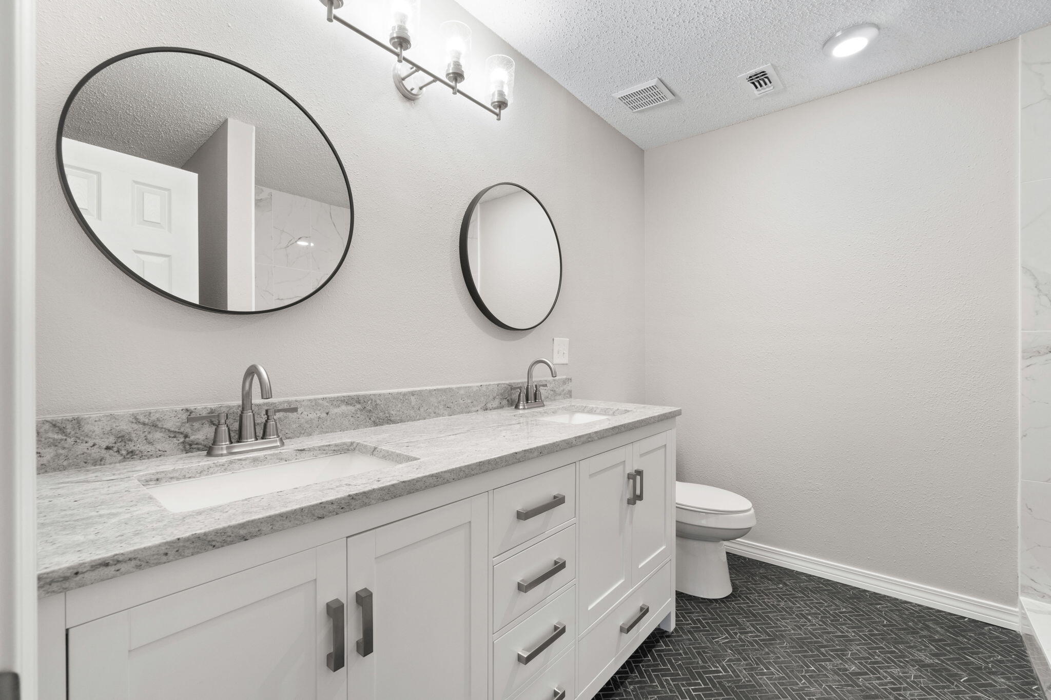 BROOKWOOD ESTATES - Residential