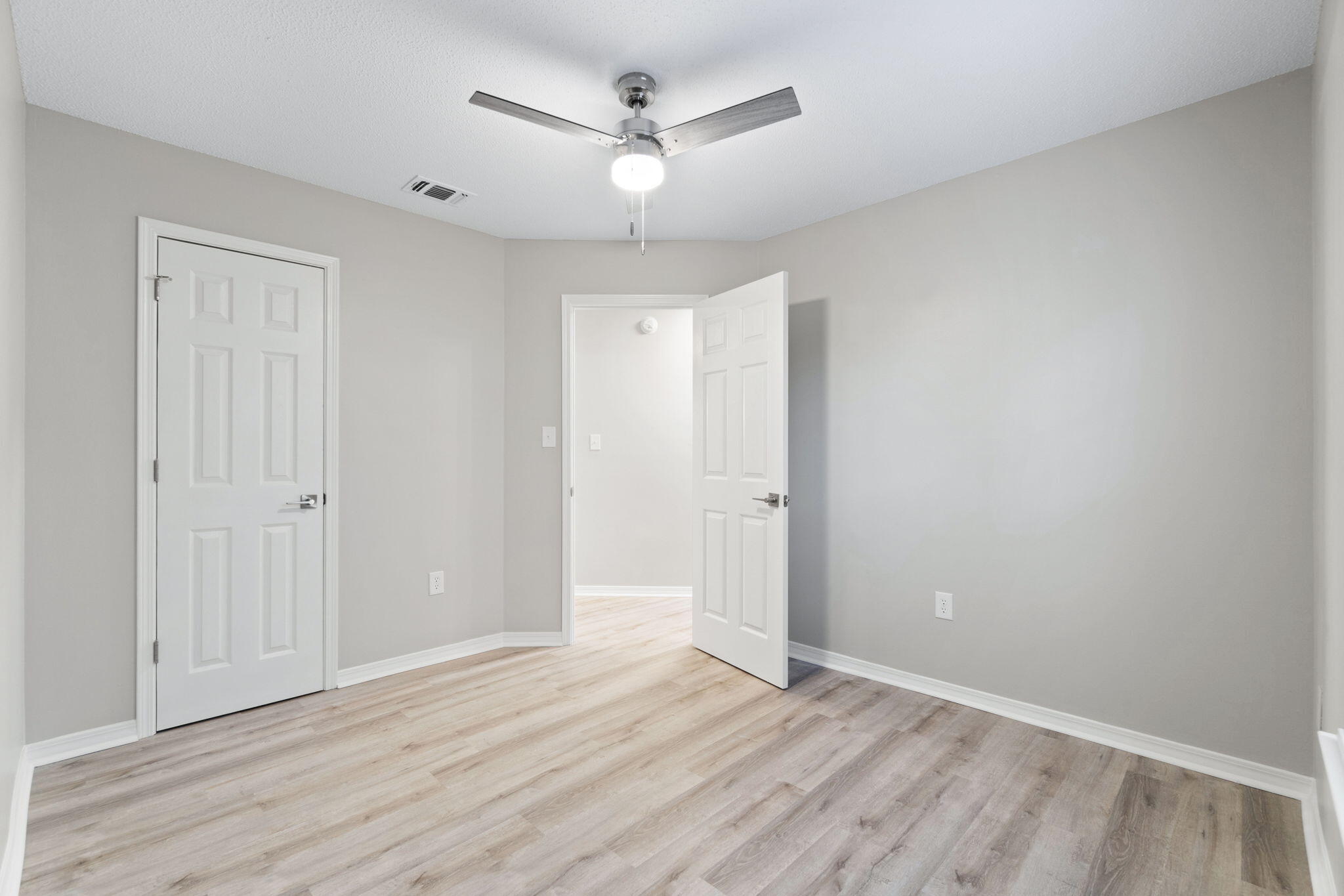 BROOKWOOD ESTATES - Residential