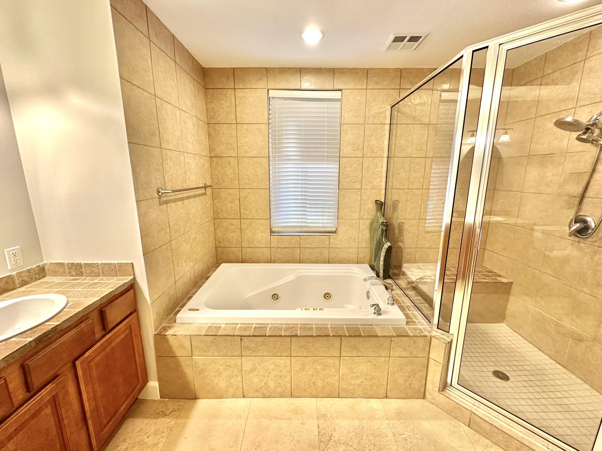 PINE RIDGE VILLAS - Residential