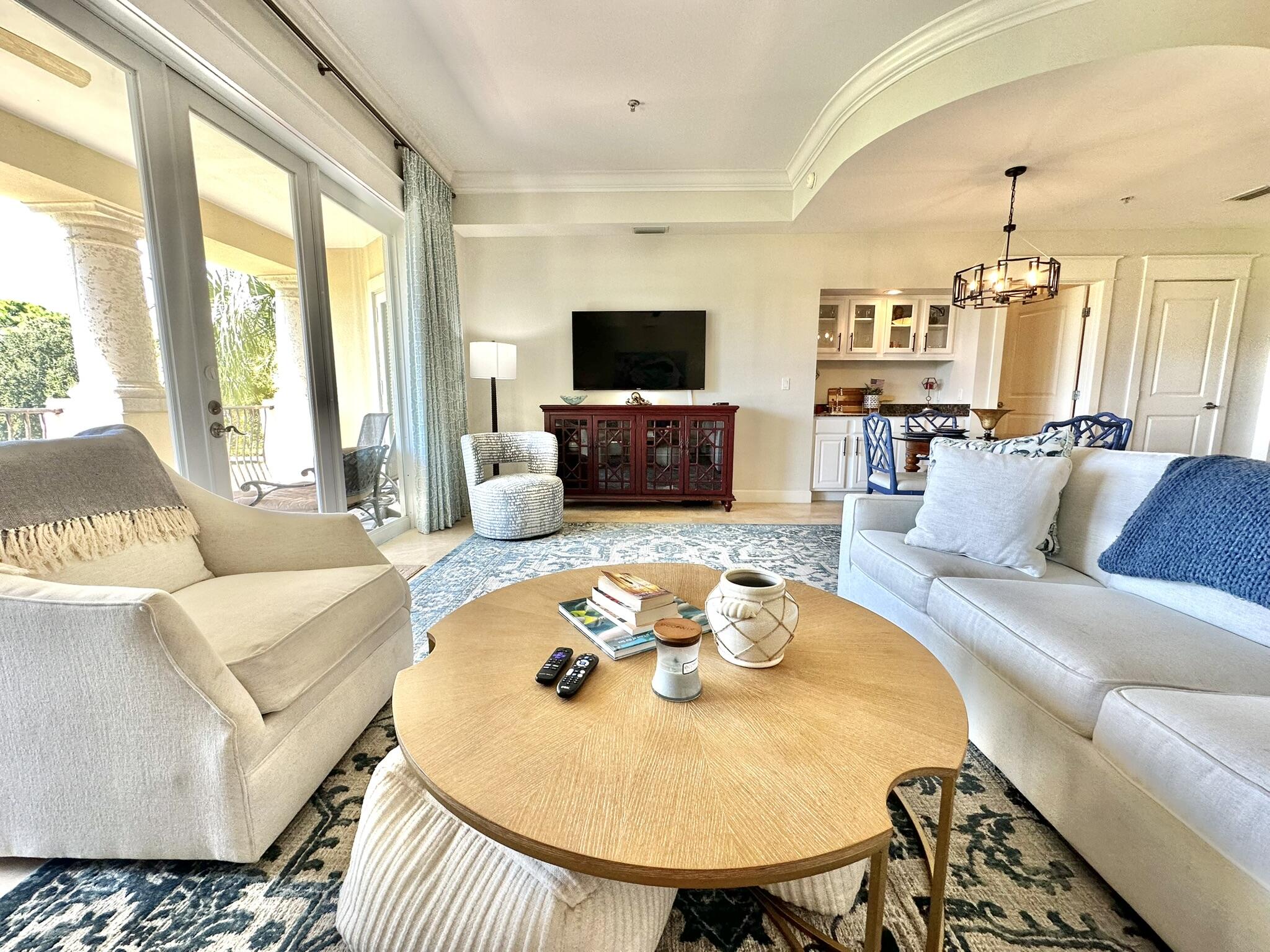 PINE RIDGE VILLAS - Residential