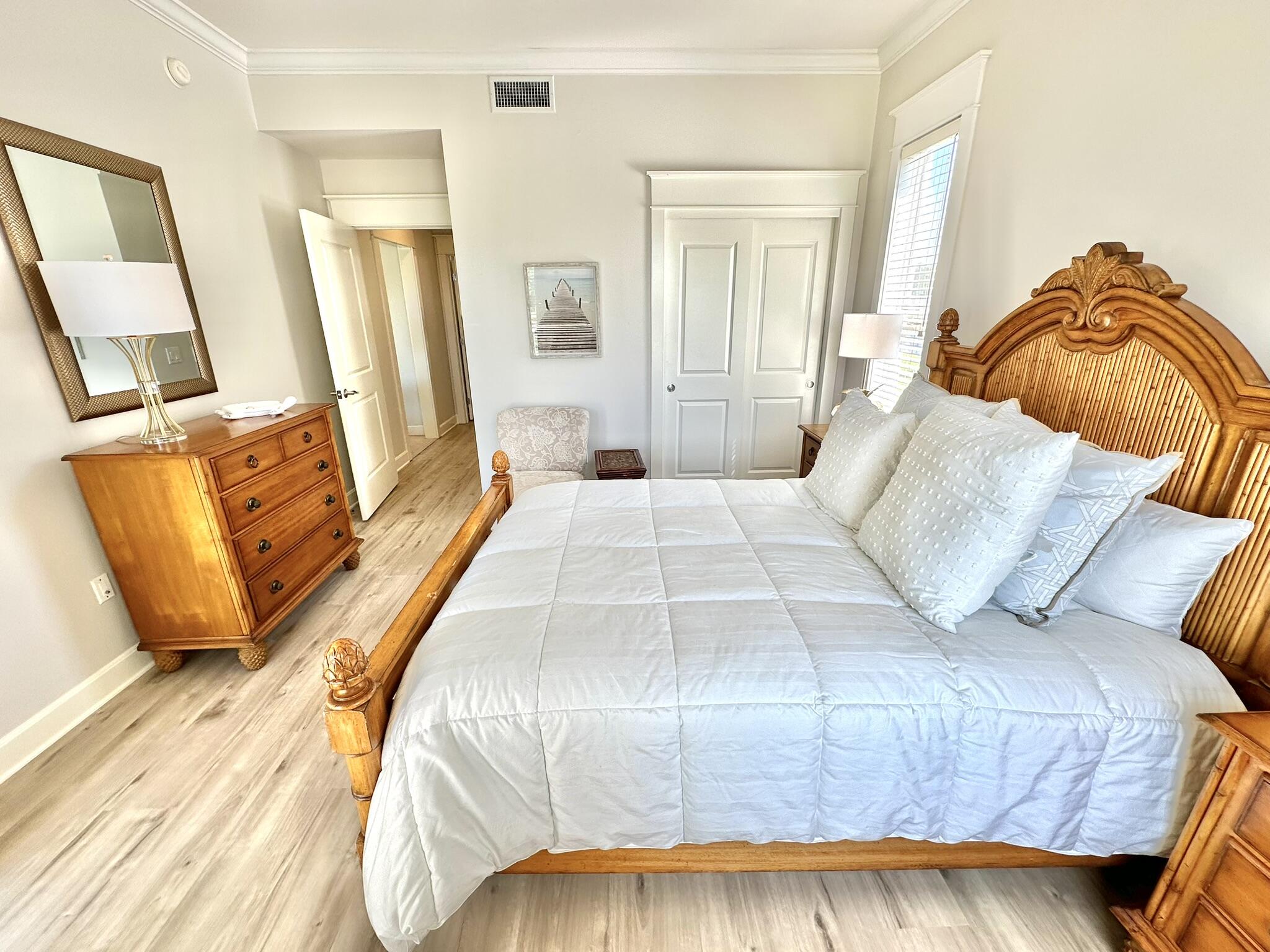 PINE RIDGE VILLAS - Residential