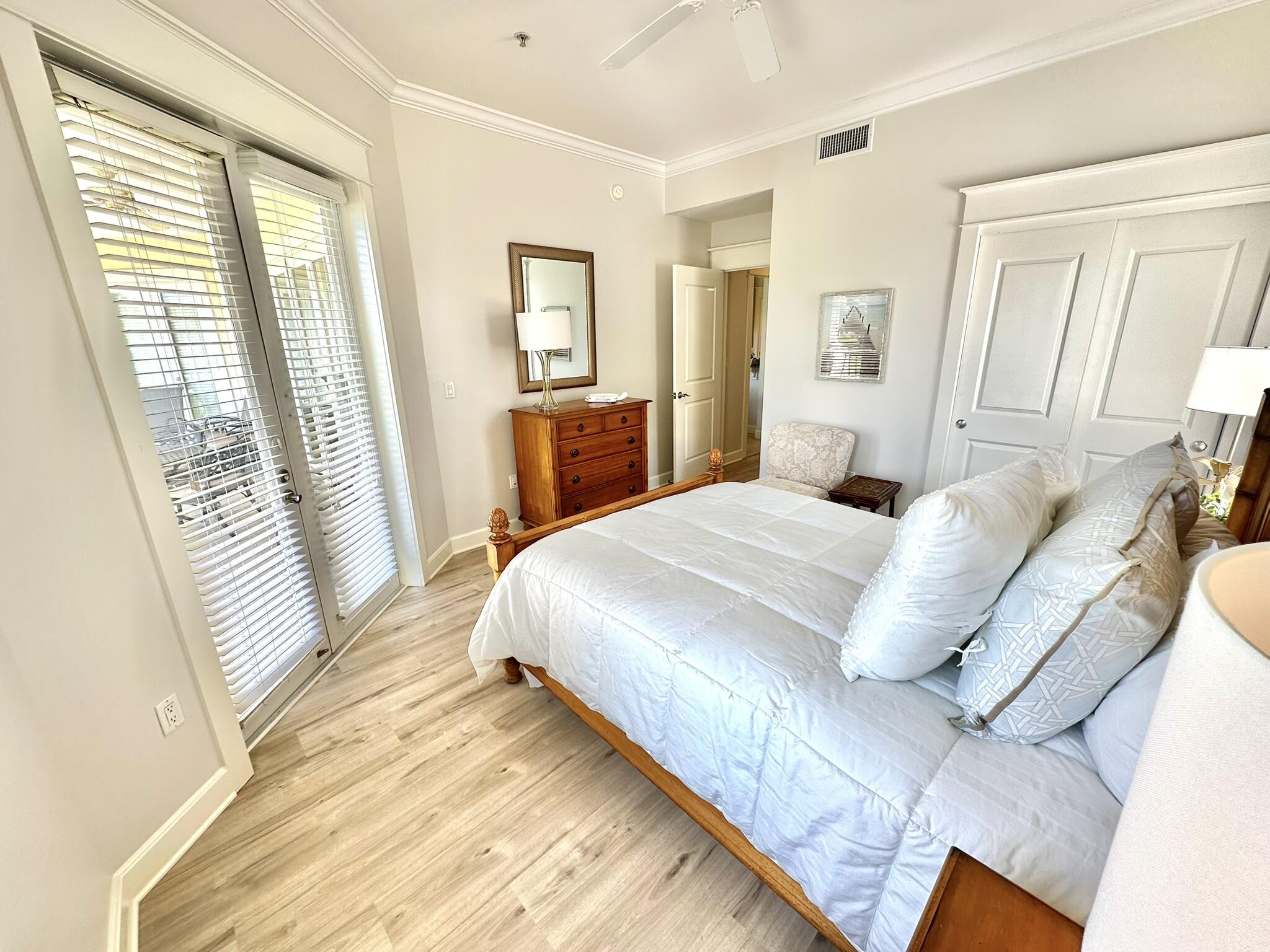 PINE RIDGE VILLAS - Residential