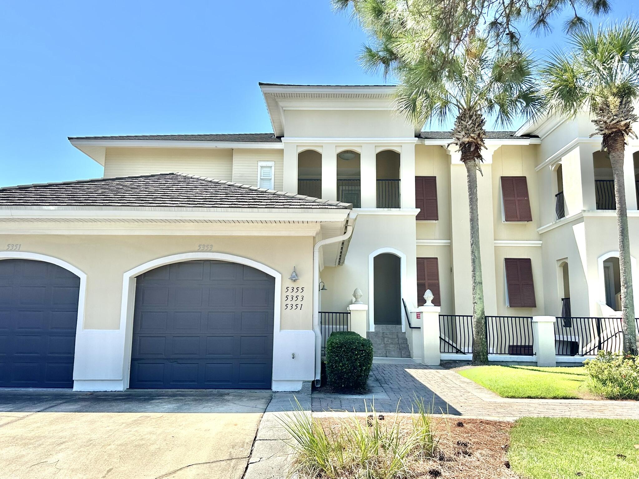 PINE RIDGE VILLAS - Residential