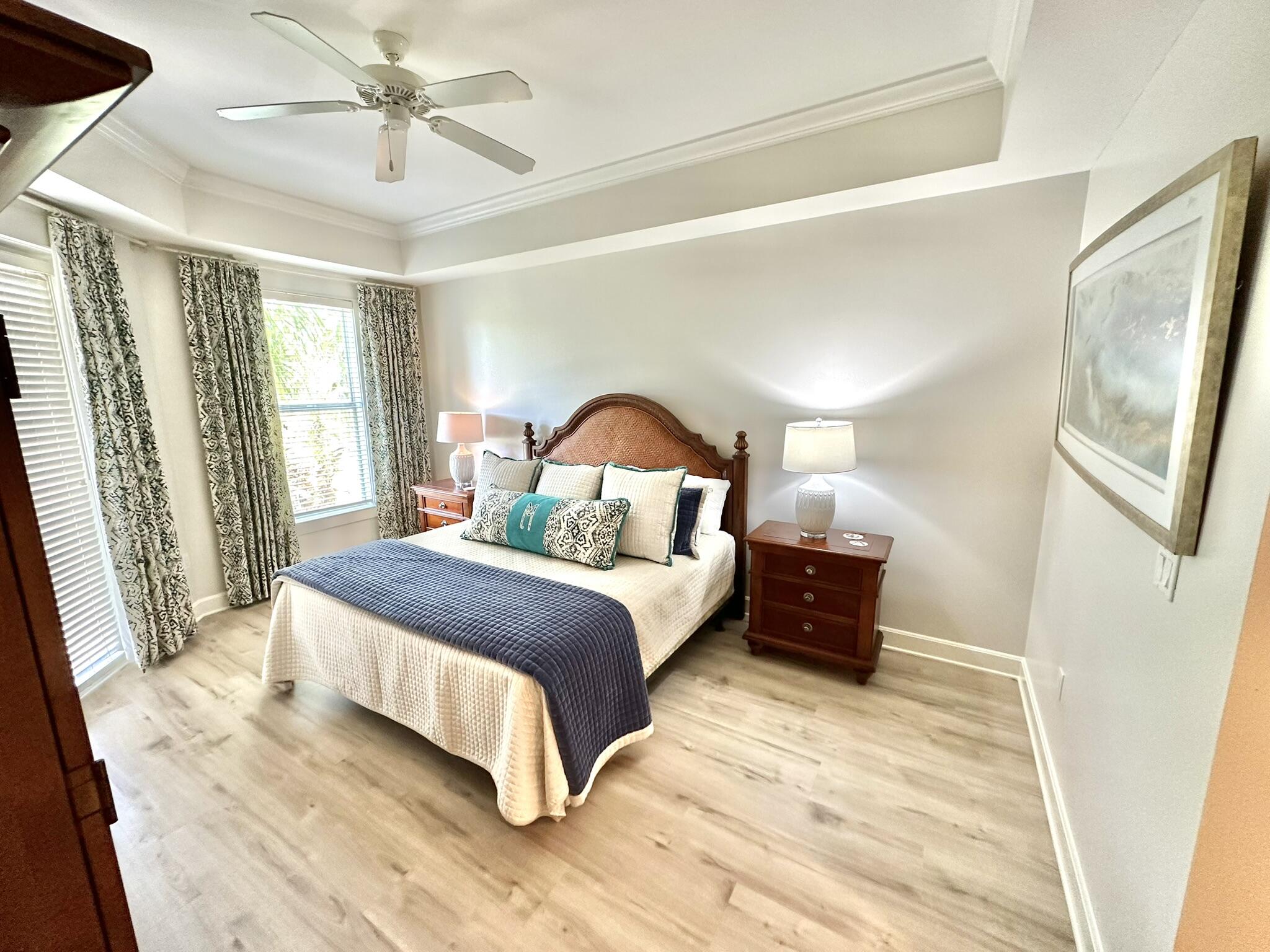 PINE RIDGE VILLAS - Residential