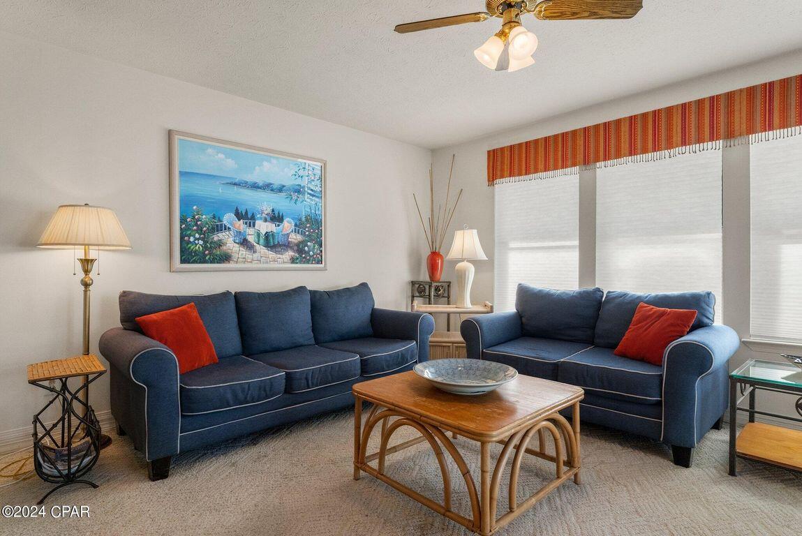 HARBOUR TOWNE - Residential