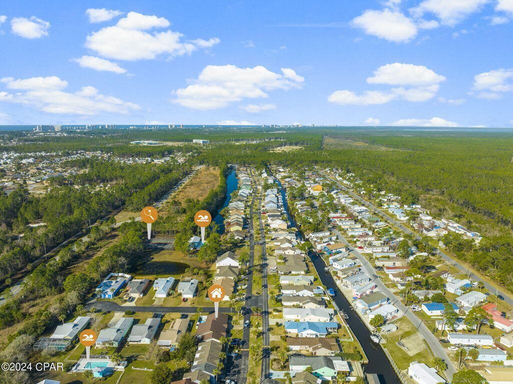 HARBOUR TOWNE - Residential