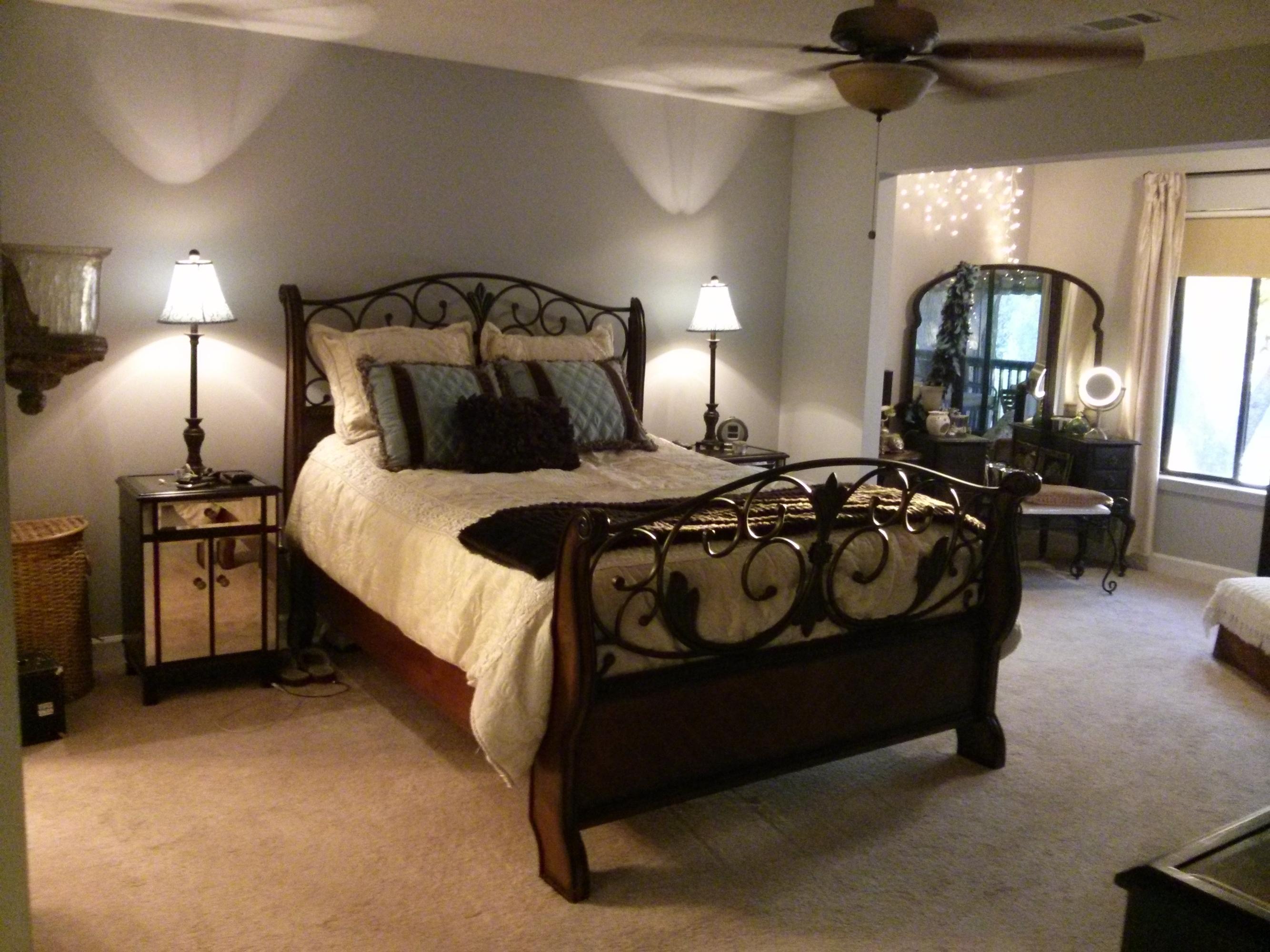 LAKESIDE CONDO AT BLUEWATER BA - Residential