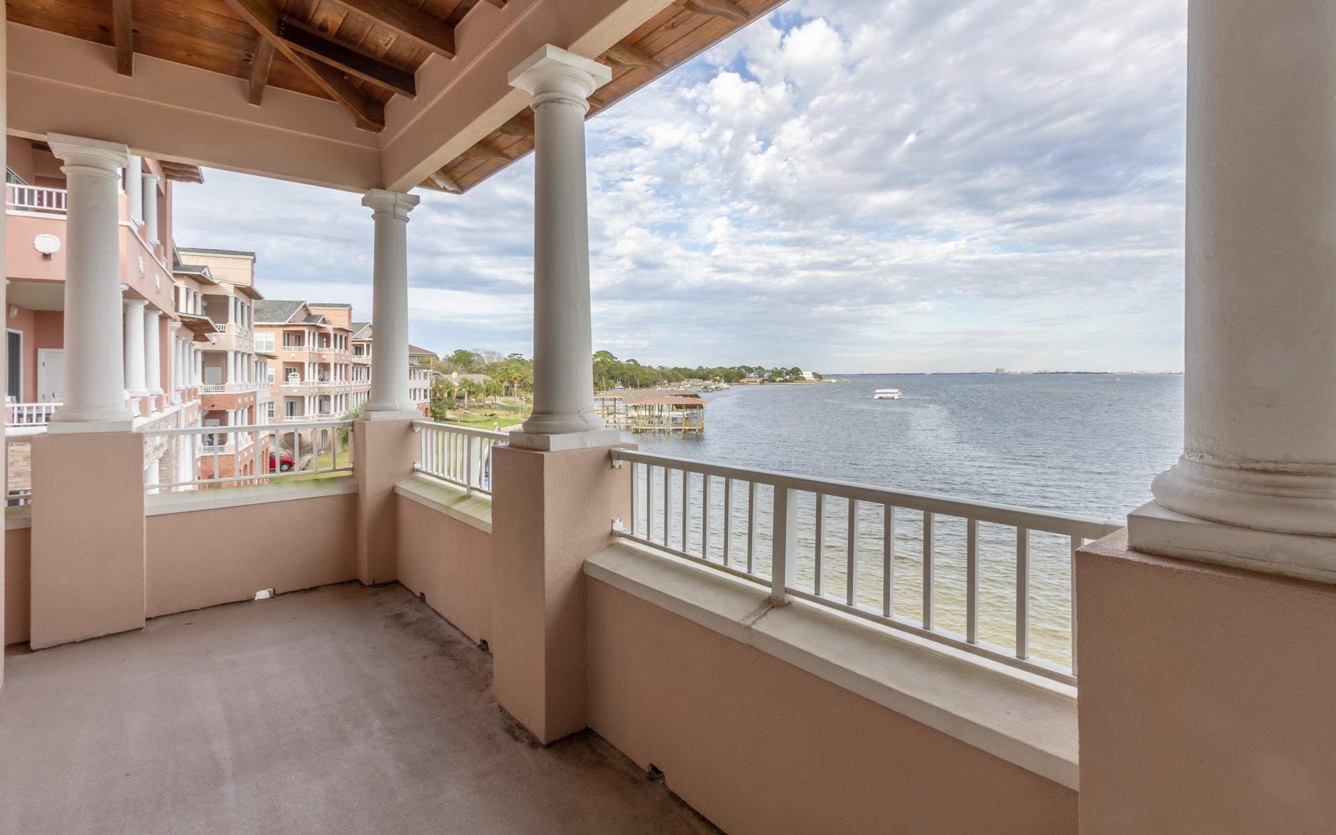 VILLA DI MARE - Residential