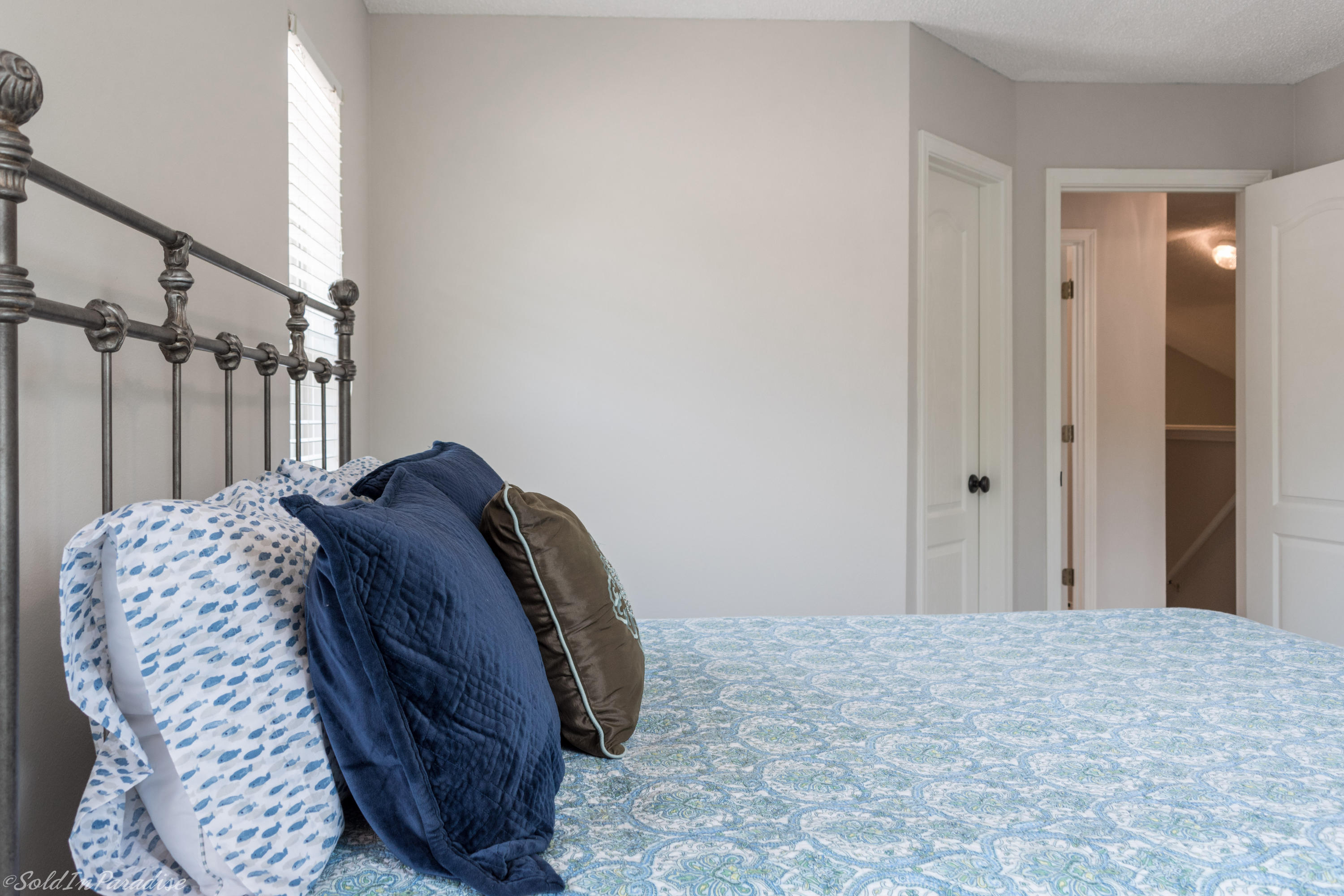 EMERALD LAKES PH 3 - Residential