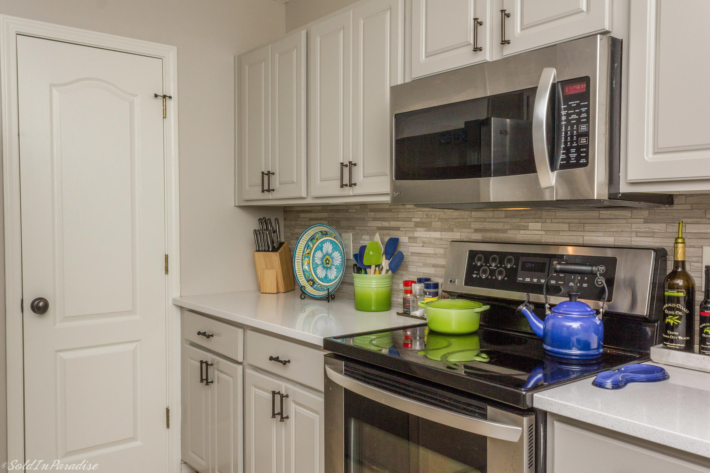 EMERALD LAKES PH 3 - Residential