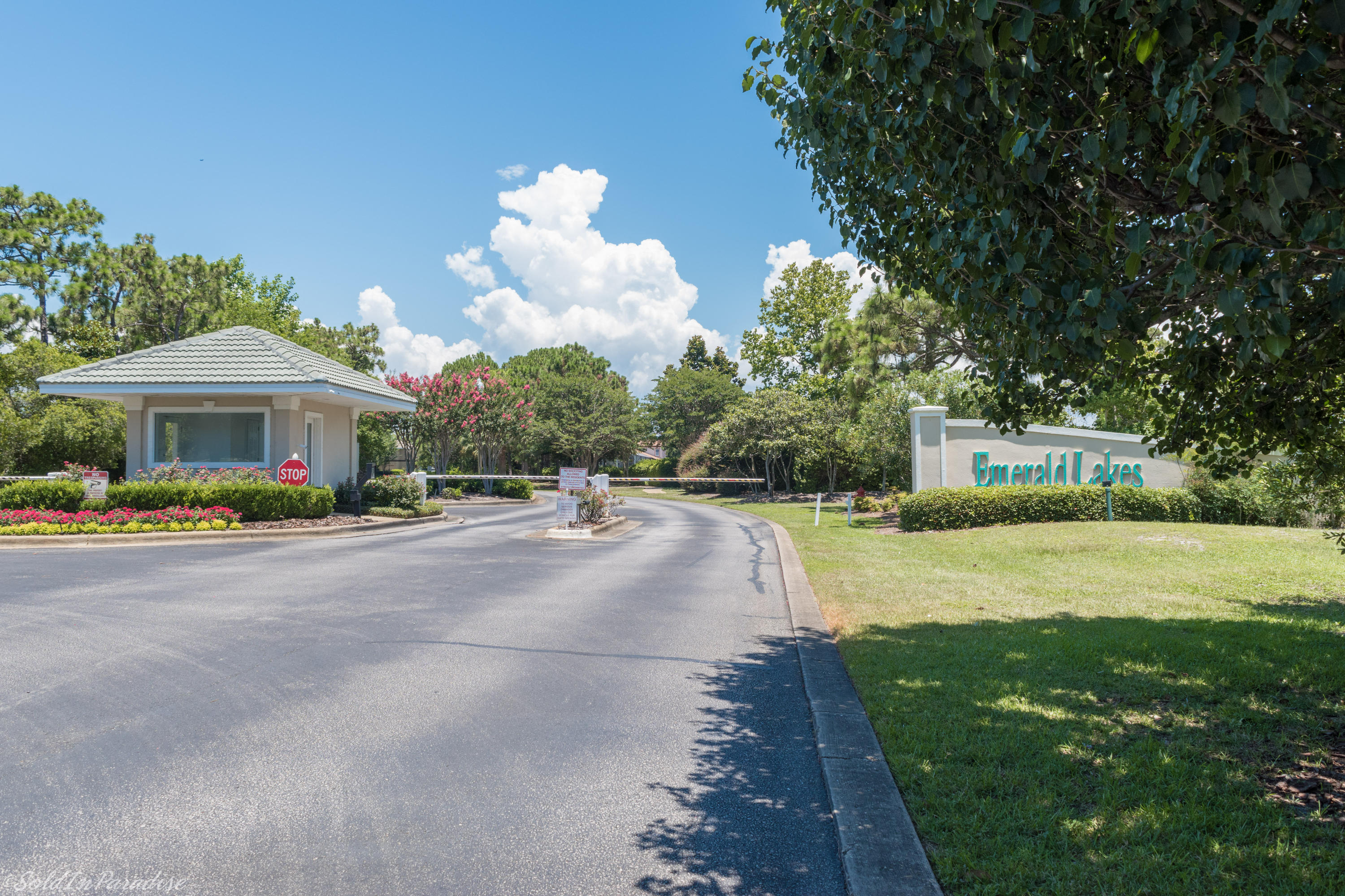 EMERALD LAKES PH 3 - Residential