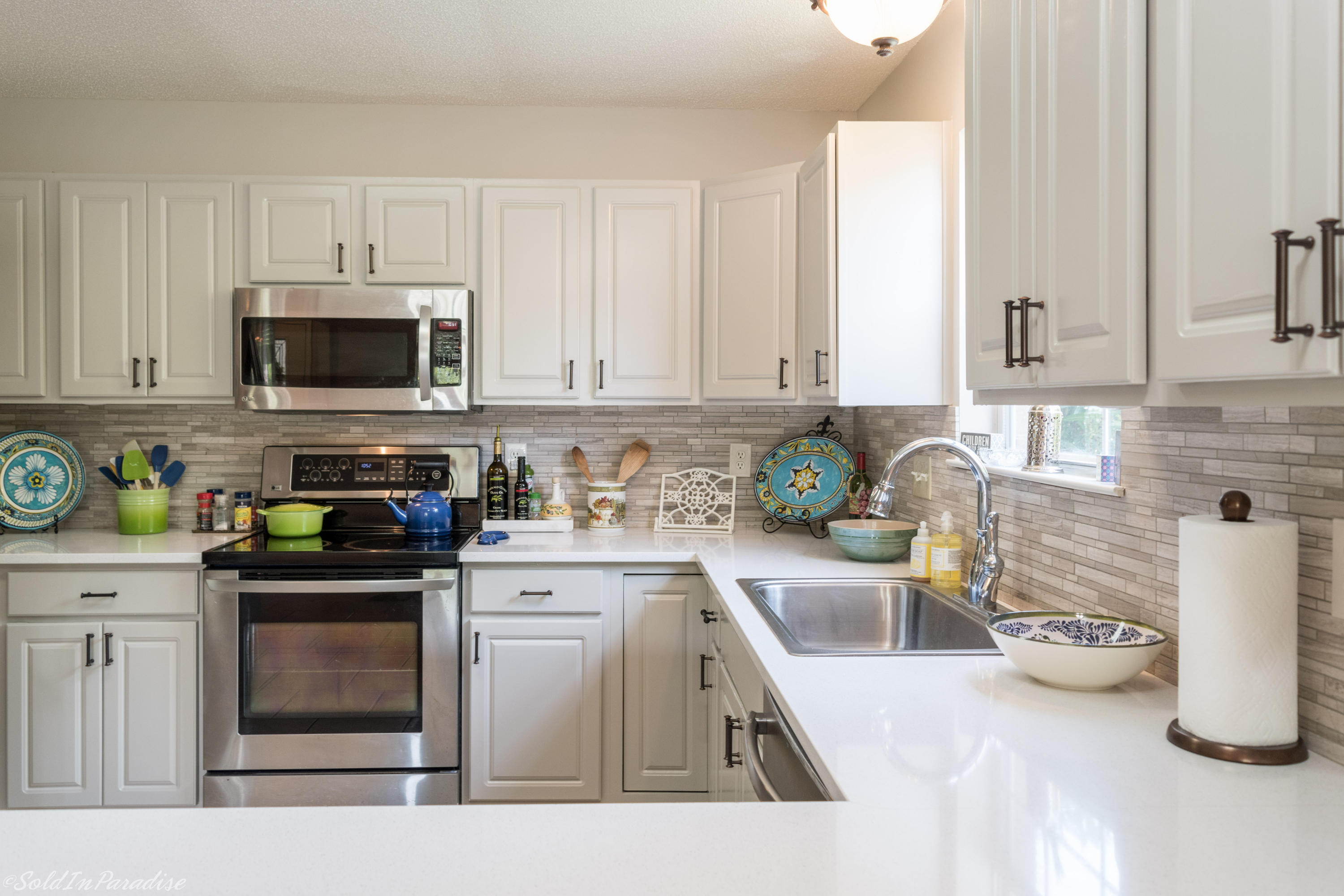 EMERALD LAKES PH 3 - Residential