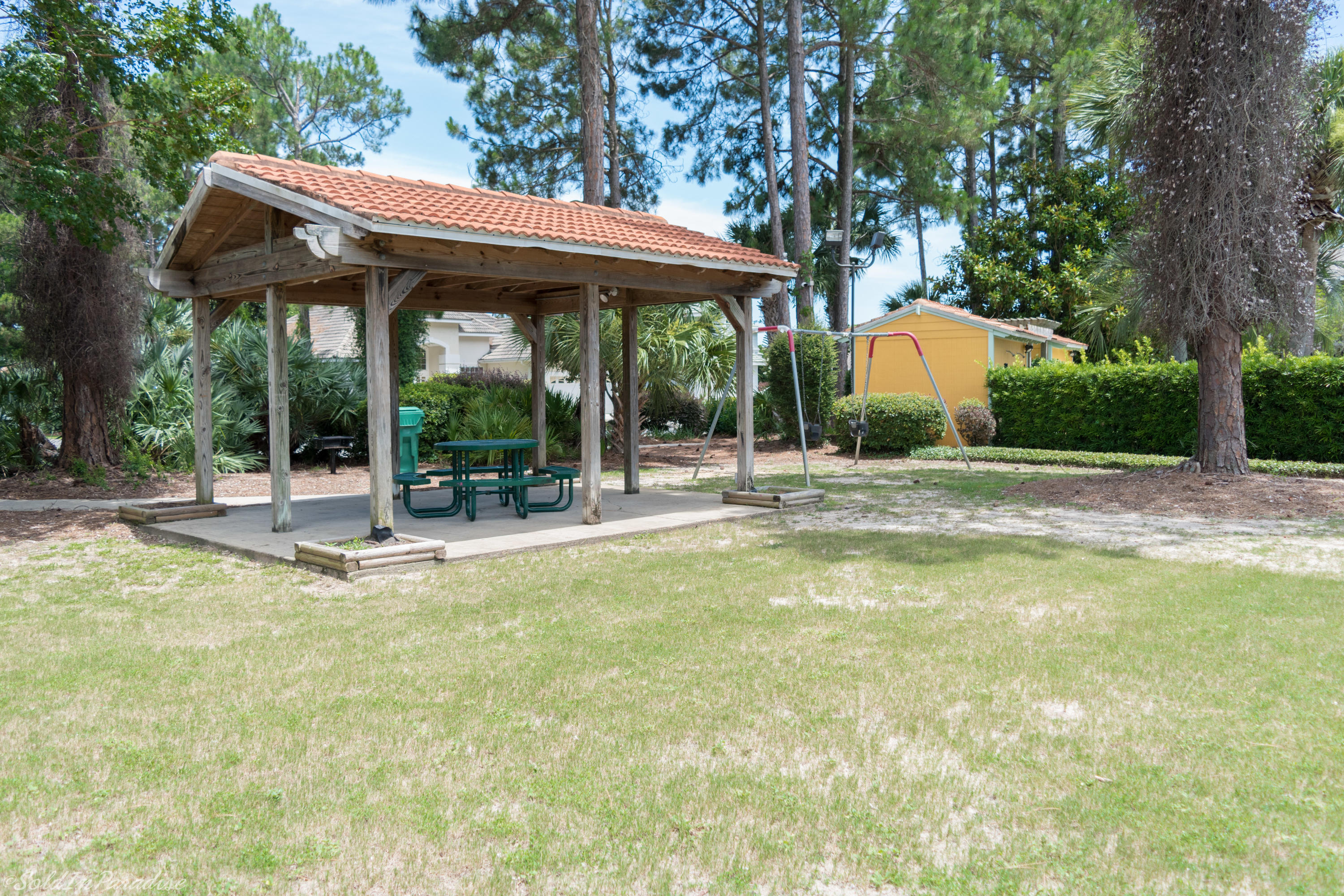 EMERALD LAKES PH 3 - Residential