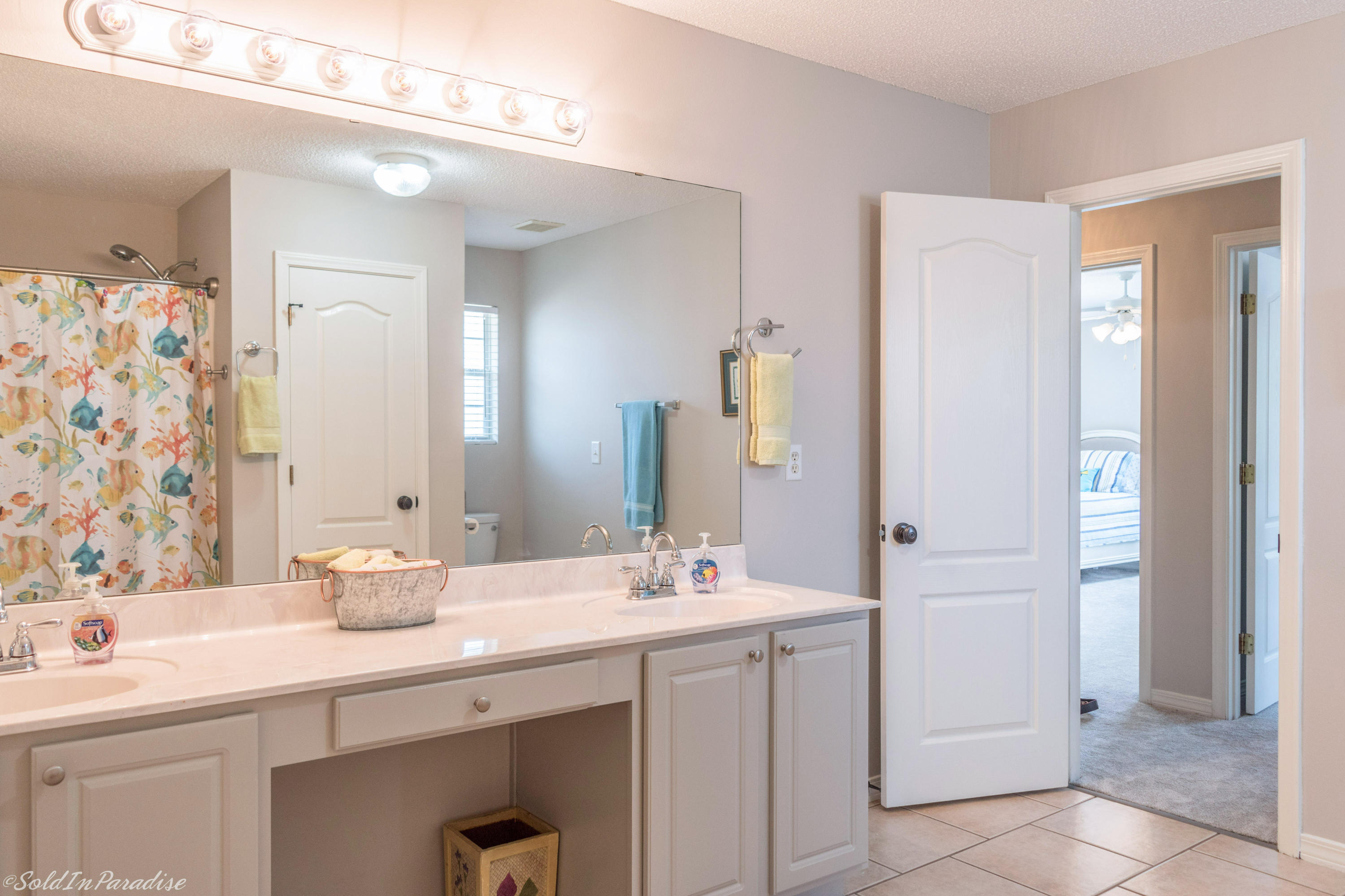 EMERALD LAKES PH 3 - Residential