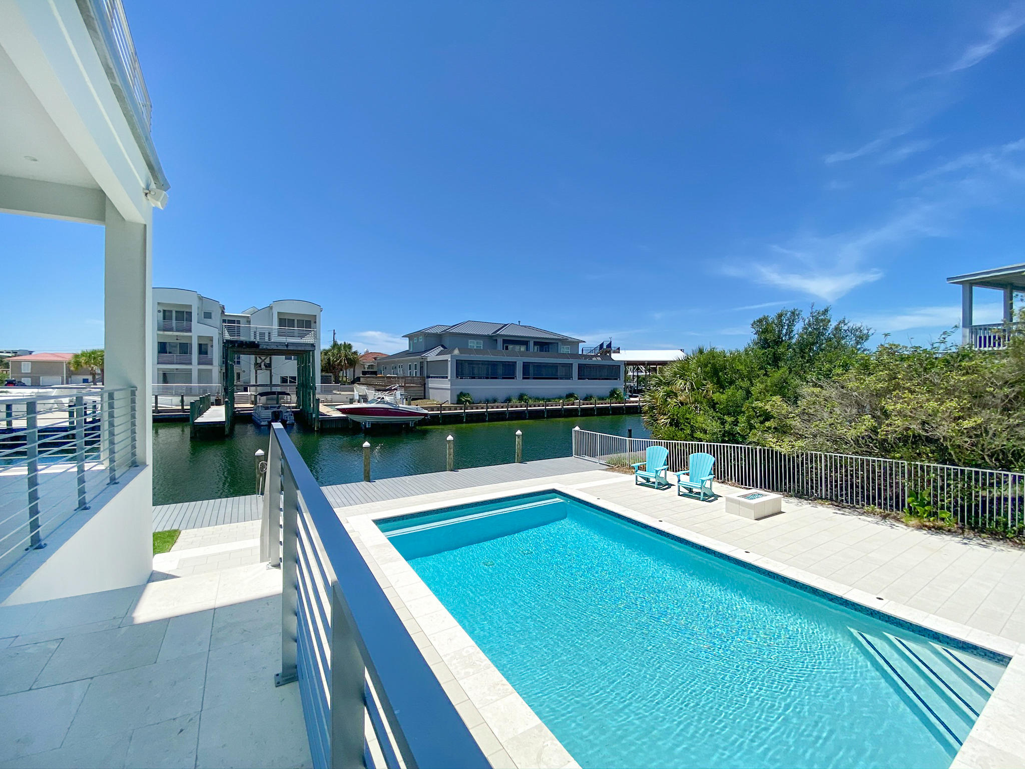 HOLIDAY ISLE - Residential