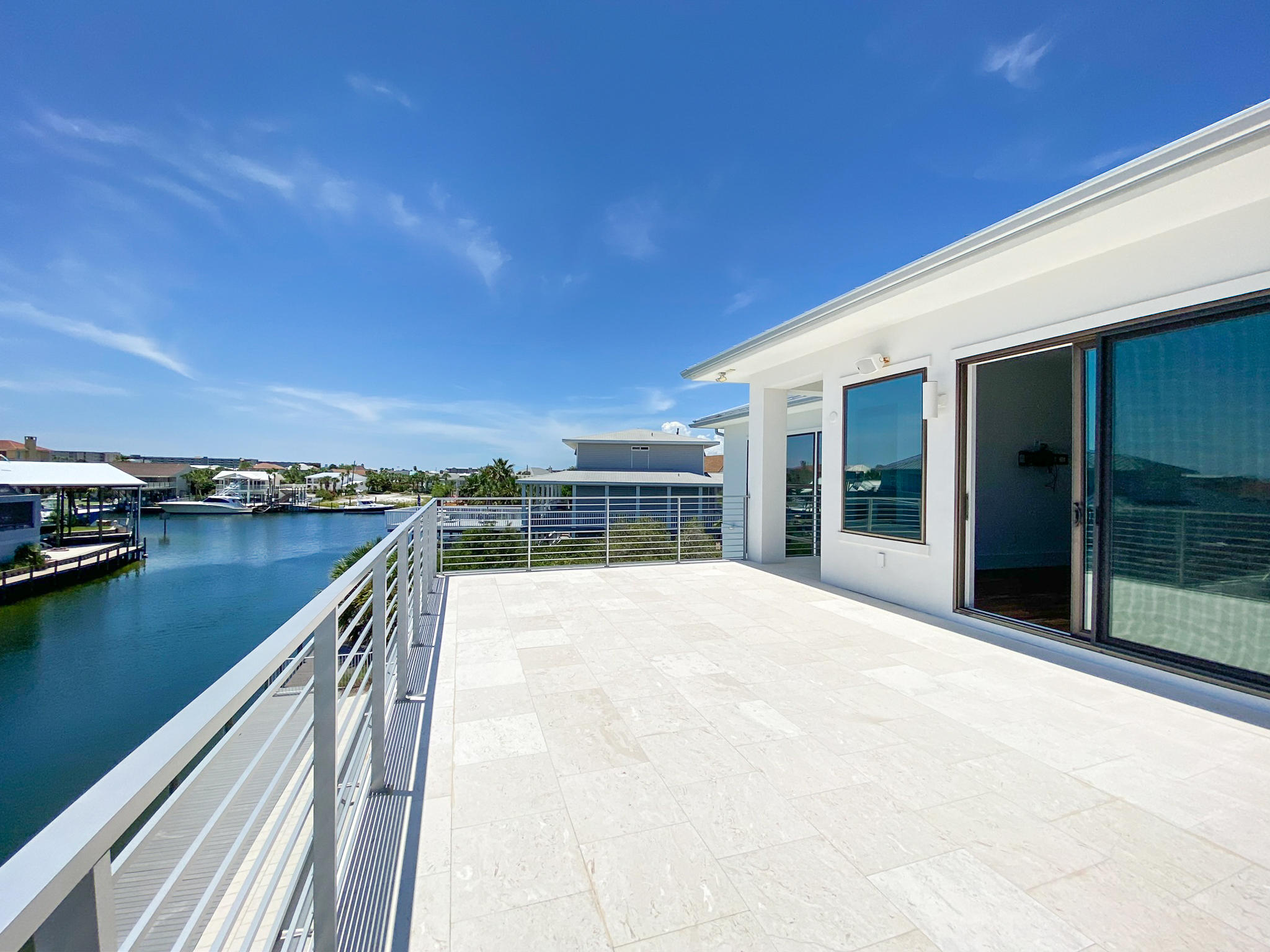 HOLIDAY ISLE - Residential