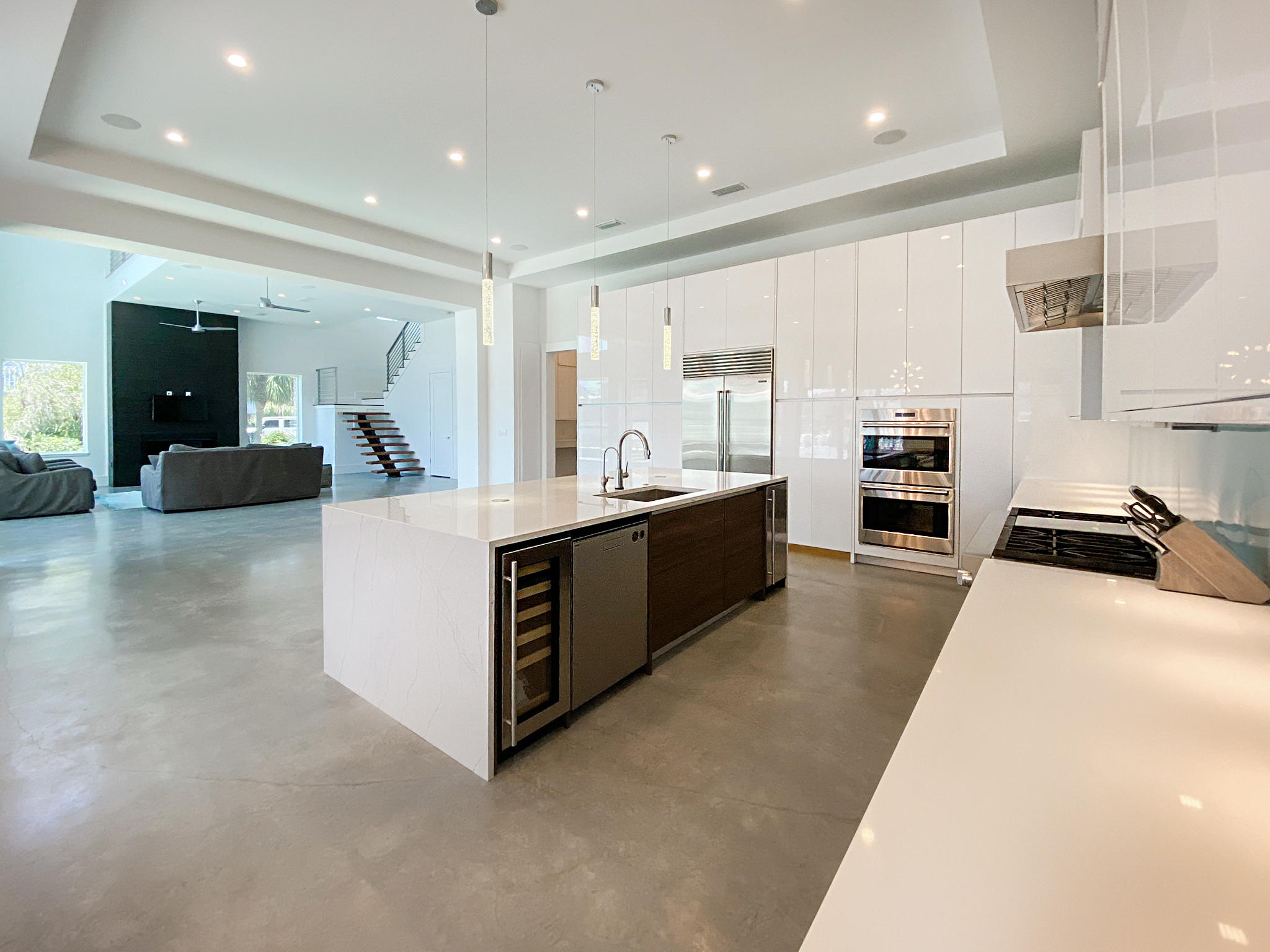 HOLIDAY ISLE - Residential