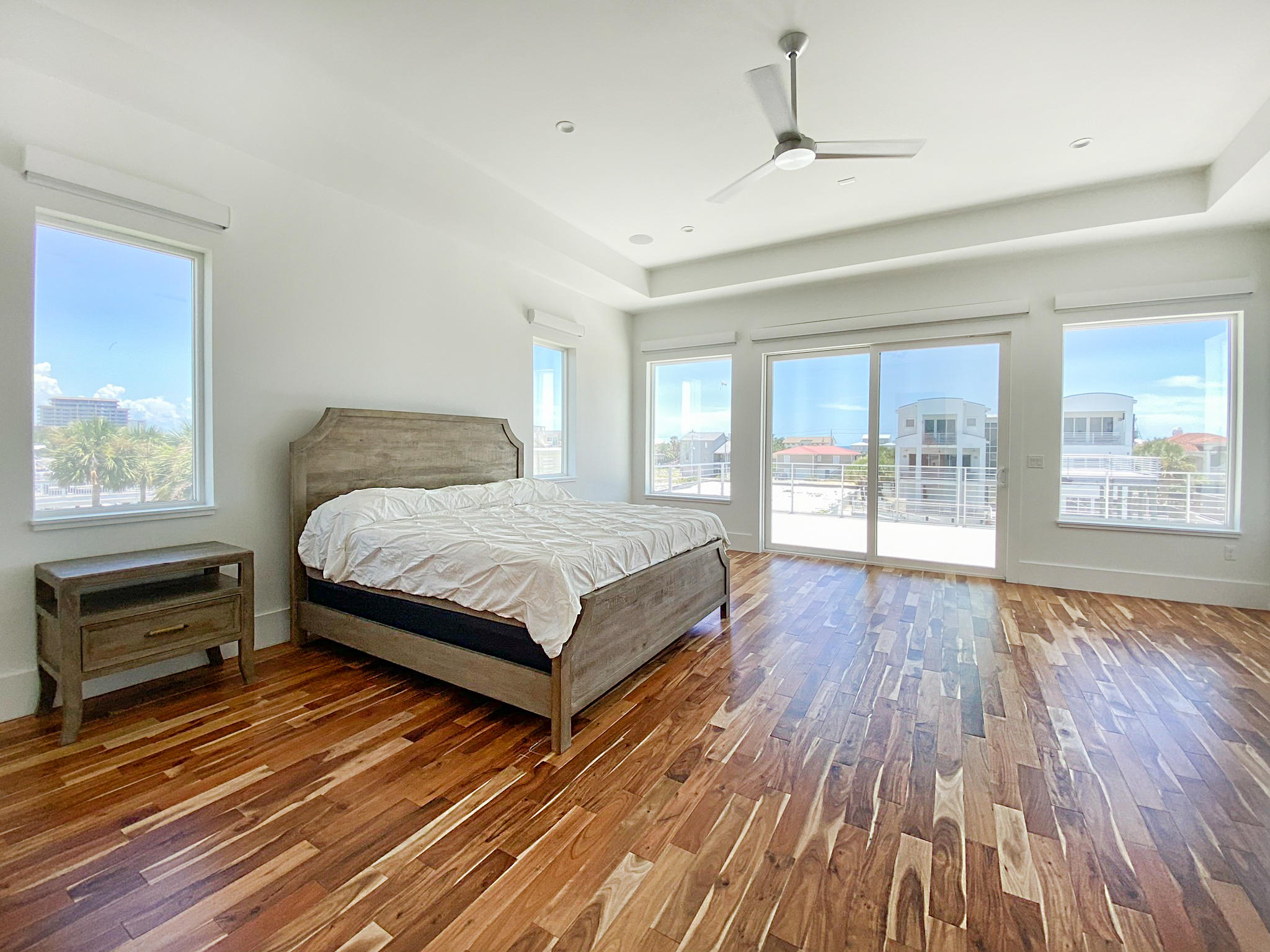 HOLIDAY ISLE - Residential