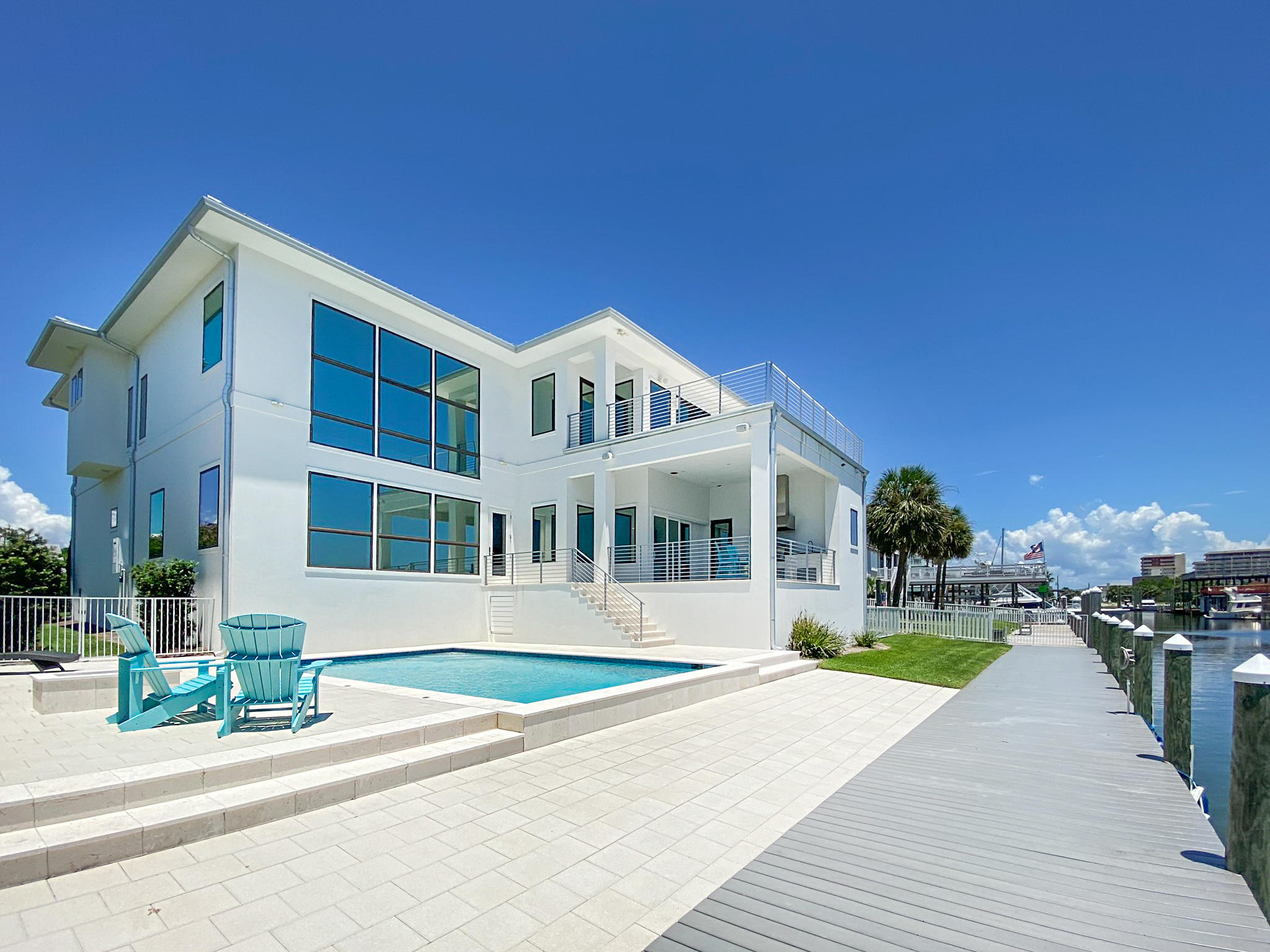 HOLIDAY ISLE - Residential