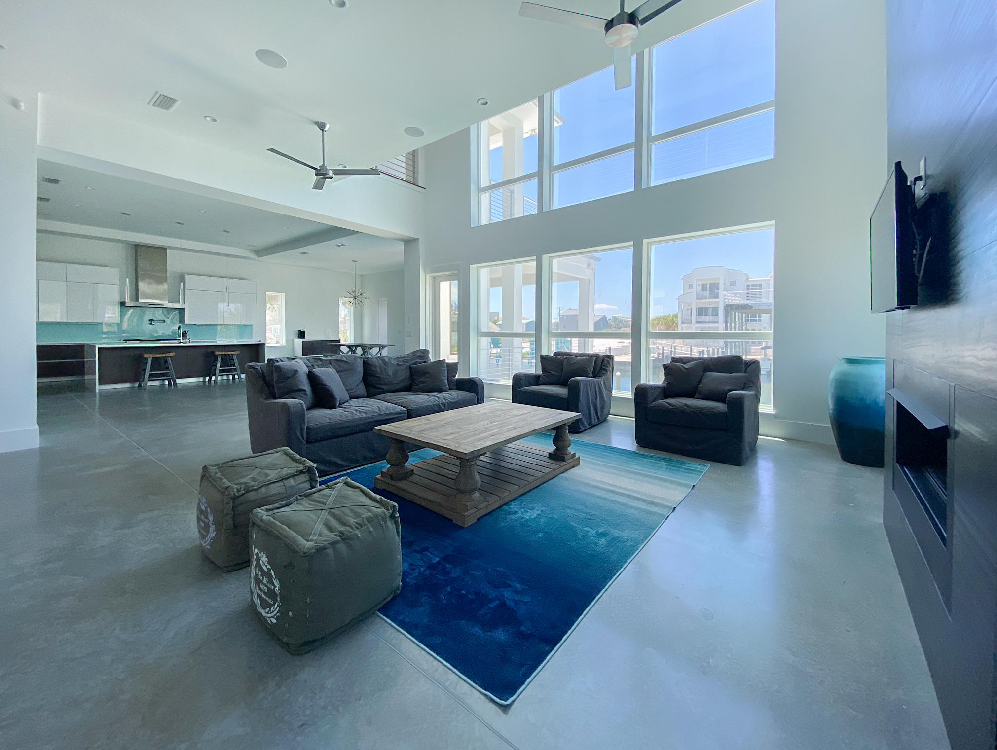 HOLIDAY ISLE - Residential