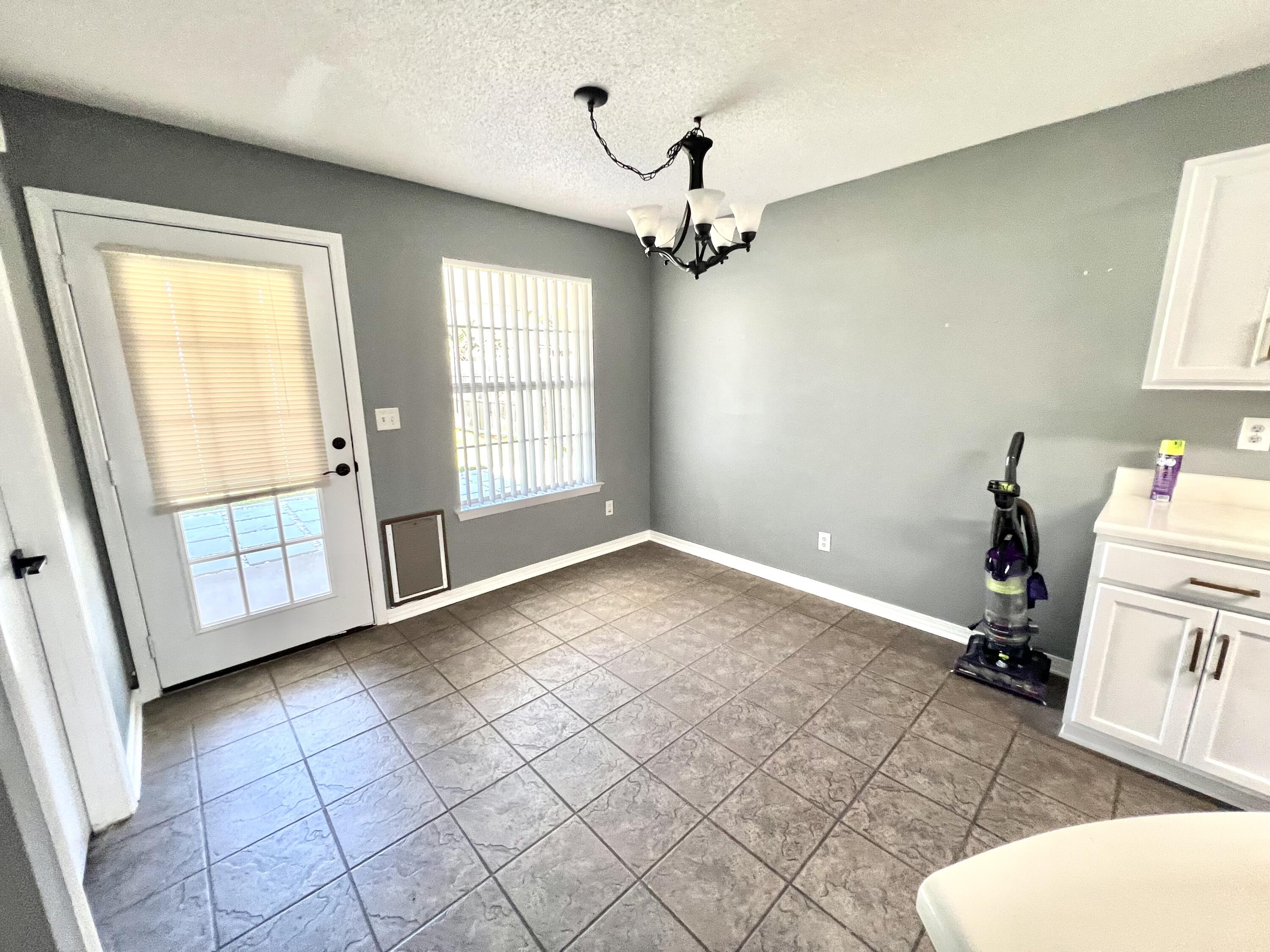 WATERFORD ESTATES S/D - Residential Lease