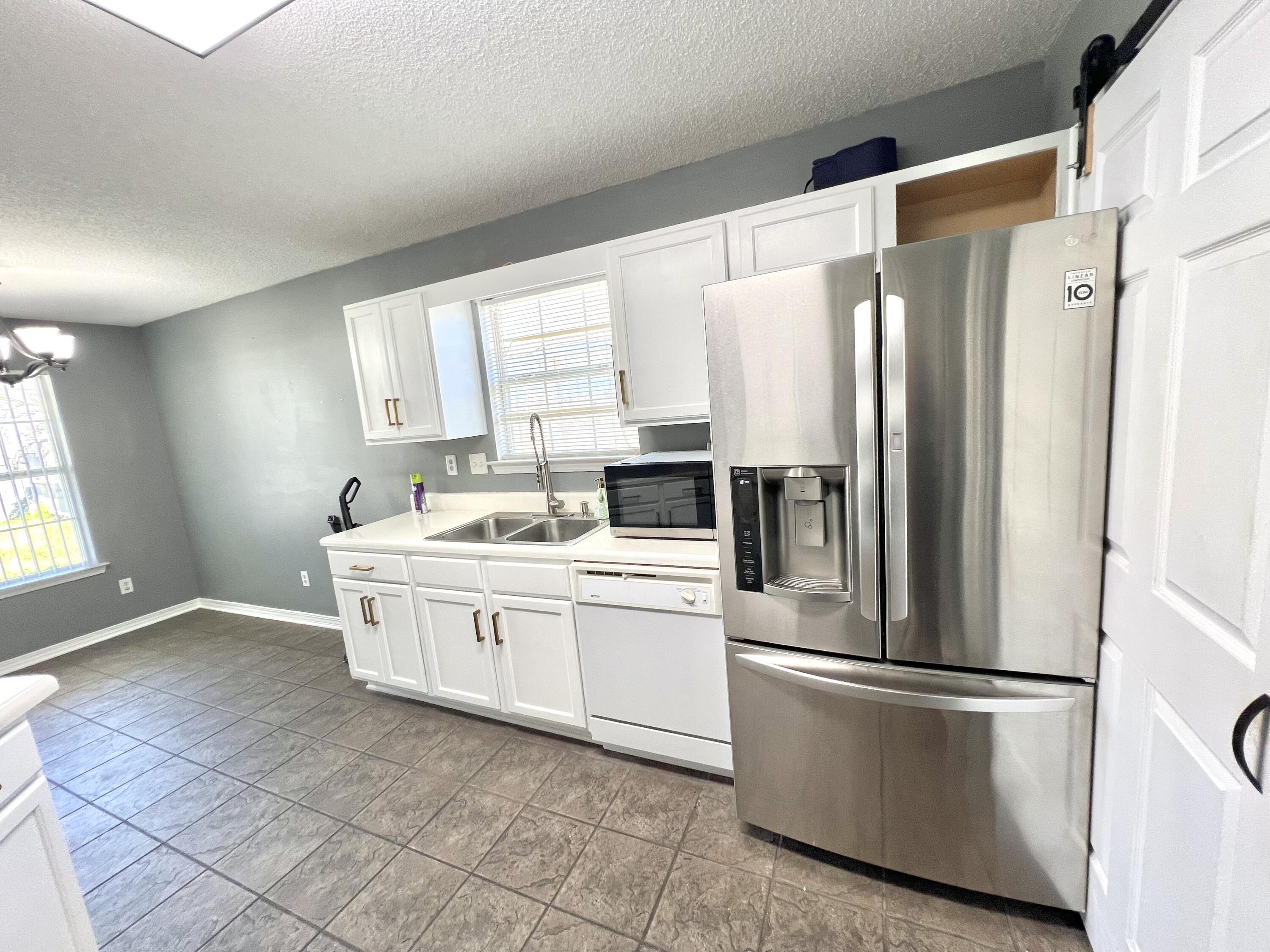 WATERFORD ESTATES S/D - Residential Lease