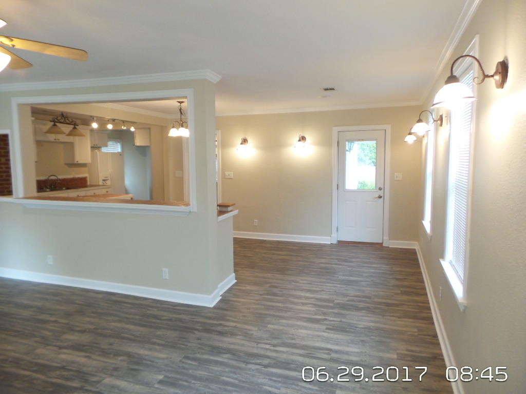 METES & BOUNDS - Residential Lease