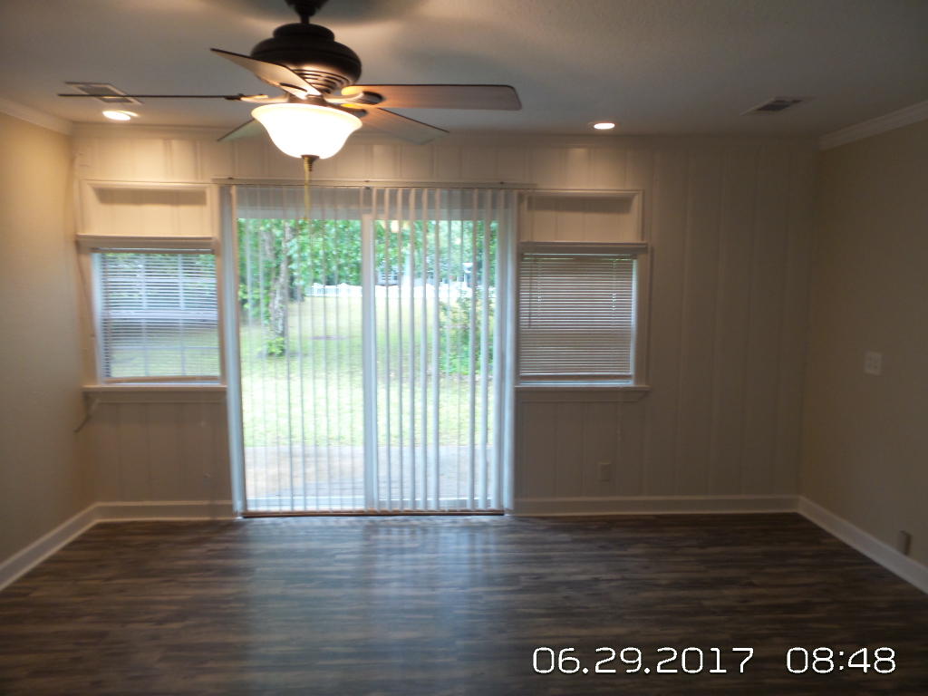 METES & BOUNDS - Residential Lease