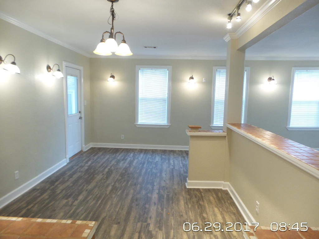 METES & BOUNDS - Residential Lease