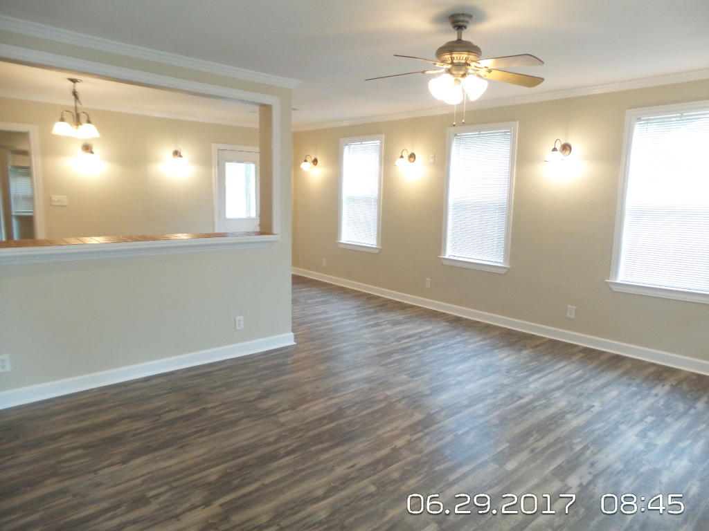 METES & BOUNDS - Residential Lease