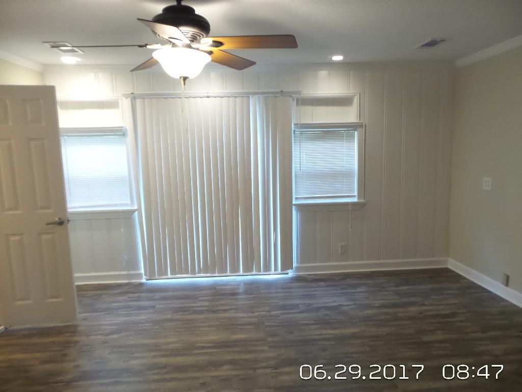 METES & BOUNDS - Residential Lease