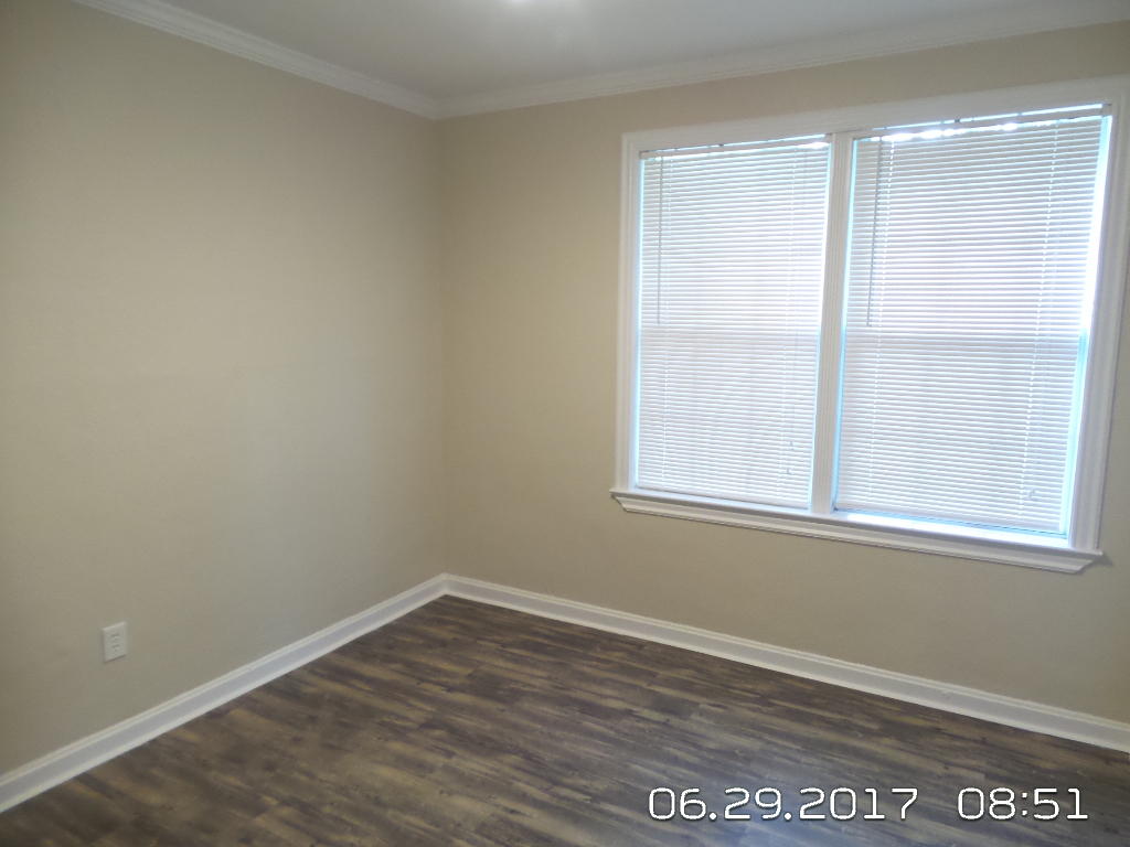 METES & BOUNDS - Residential Lease