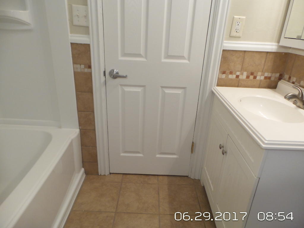 METES & BOUNDS - Residential Lease