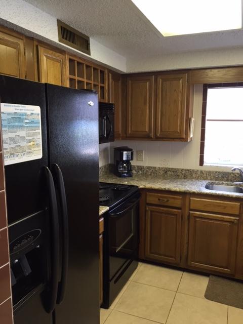 SHORELINE TOWERS 3 - Residential